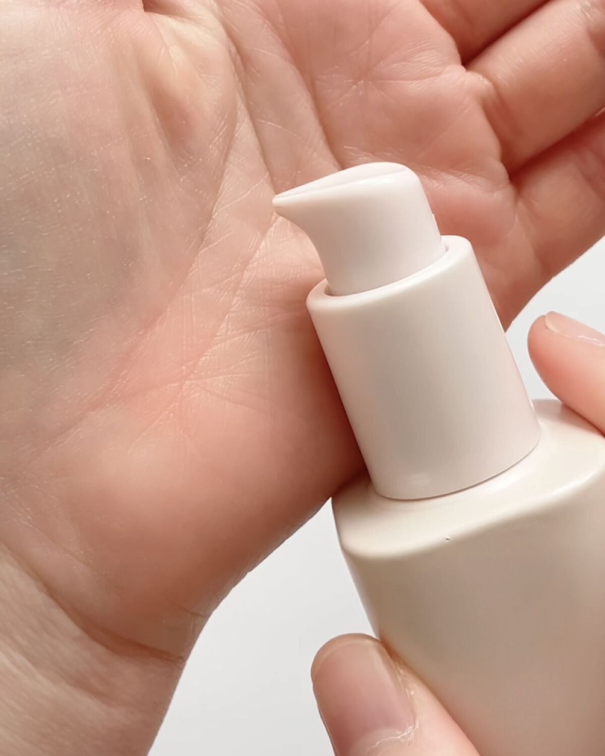 マスクフィットトーンアップエッセンス/TIRTIR(ティルティル)/化粧下地を使ったクチコミ（2枚目）