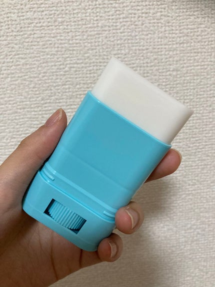 紫外線予報 さらさらUVスティックF/紫外線予報/日焼け止めスティックを使ったクチコミ(3枚目)