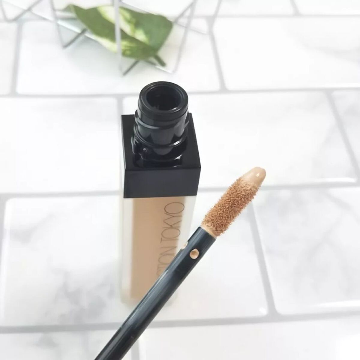 アディクション スキンリフレクト フィックス コンシーラー/ADDICTION/リキッドコンシーラーを使ったクチコミ(3枚目)