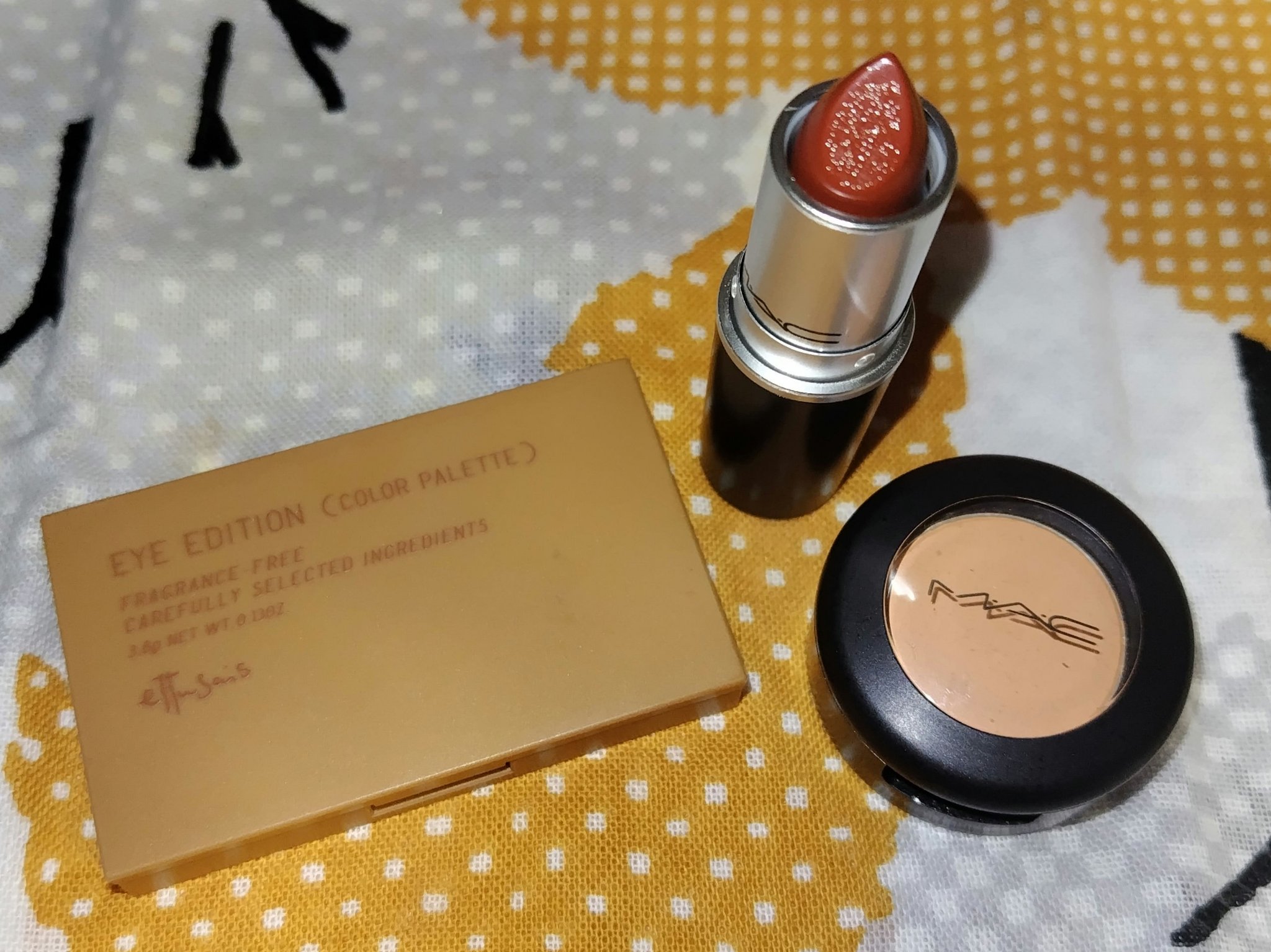 スモール アイシャドウ/M・A・C/単色アイシャドウを使ったクチコミ（2枚目）