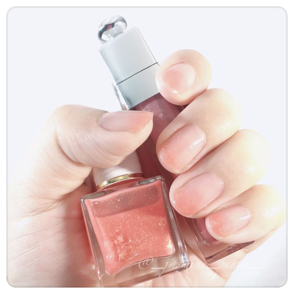 フローリックネイルラッカー/エレガンス クルーズ/マニキュアを使ったクチコミ(2枚目)