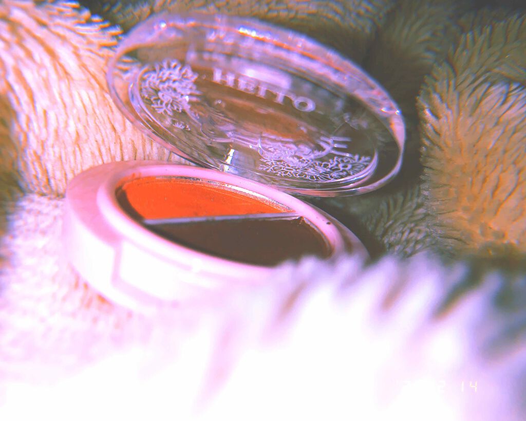 パウダーアイシャドウ ブルーミングキティ/DAISO/アイシャドウパレットを使ったクチコミ(1枚目)