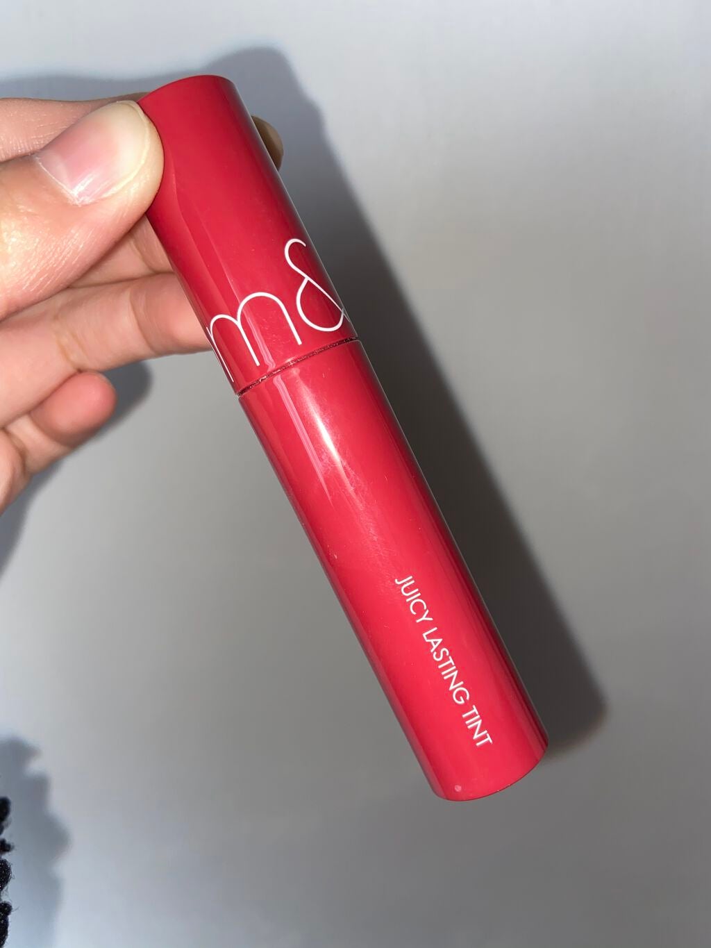 ももな on LIPS 「今ロムアンドのリップ人気ですよね私の中で一番好きなロムアンドジ..」(1枚目)