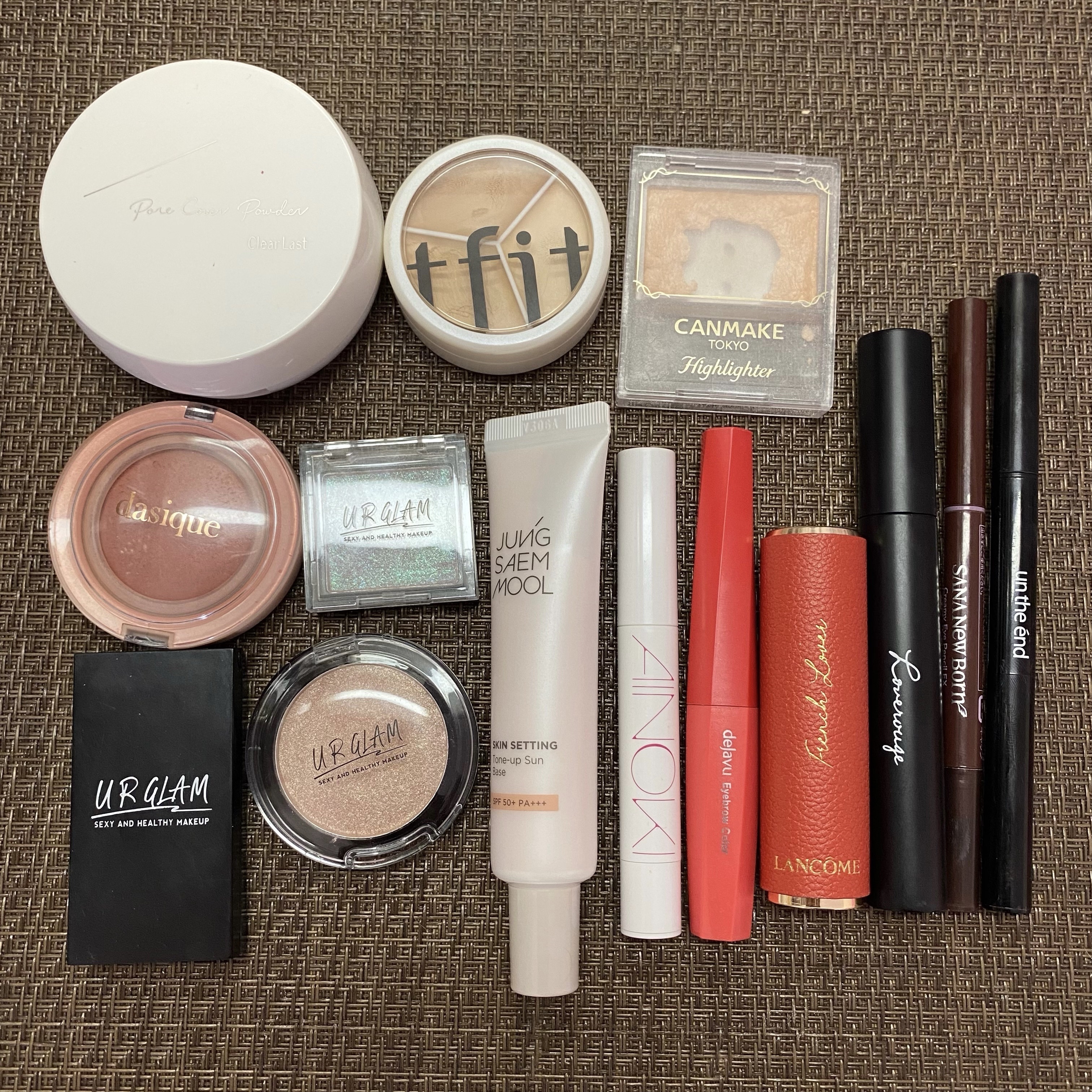 ラプソリュ ルージュ C196(限定パッケージ)/LANCOME/口紅を使ったクチコミ（3枚目）