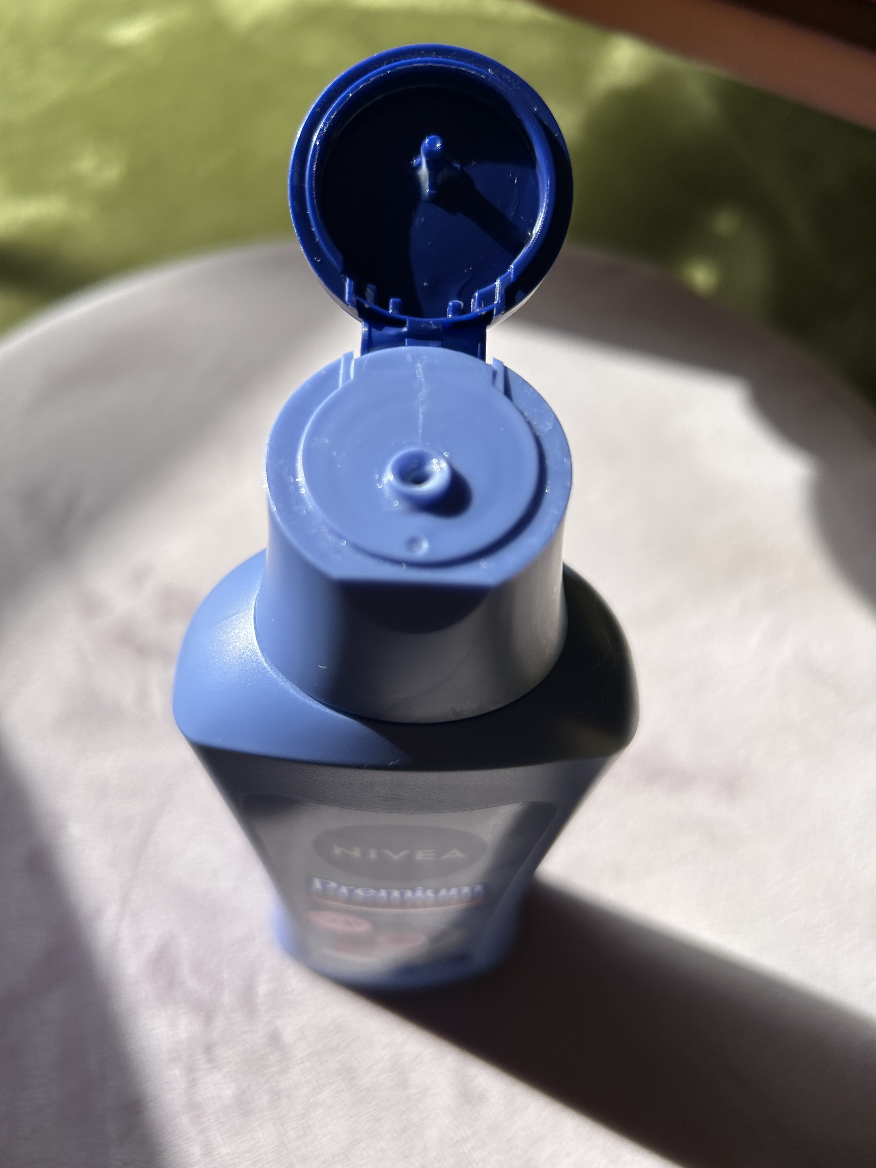 ニベア プレミアムボディミルク モイスチャー/ニベア/ボディミルクを使ったクチコミ（3枚目）