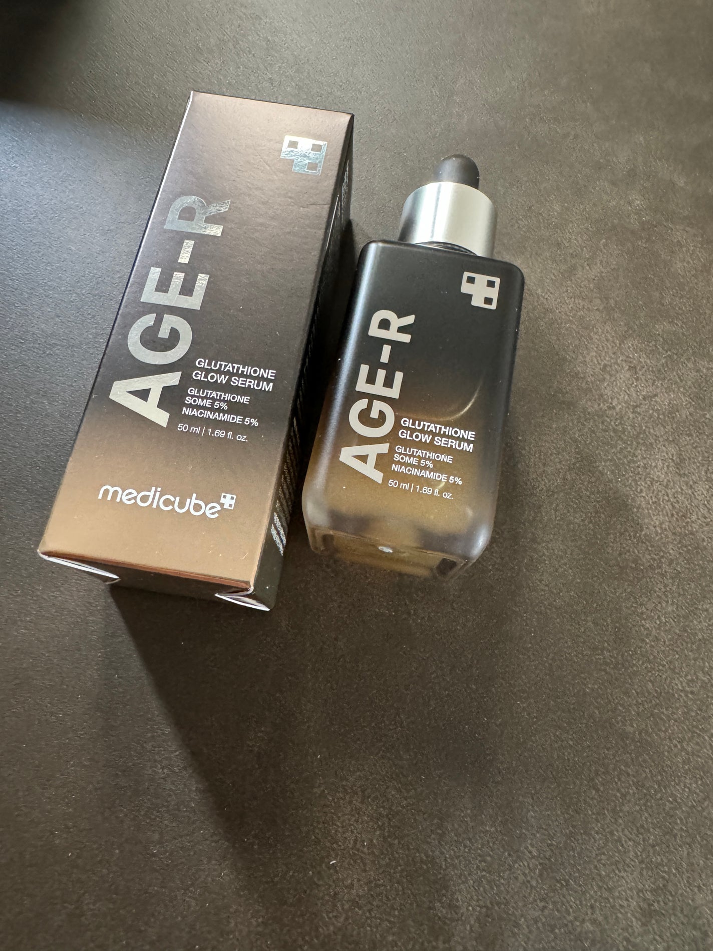 AGE-RビタCプロアンプル/MEDICUBE/美容液を使ったクチコミ(2枚目)