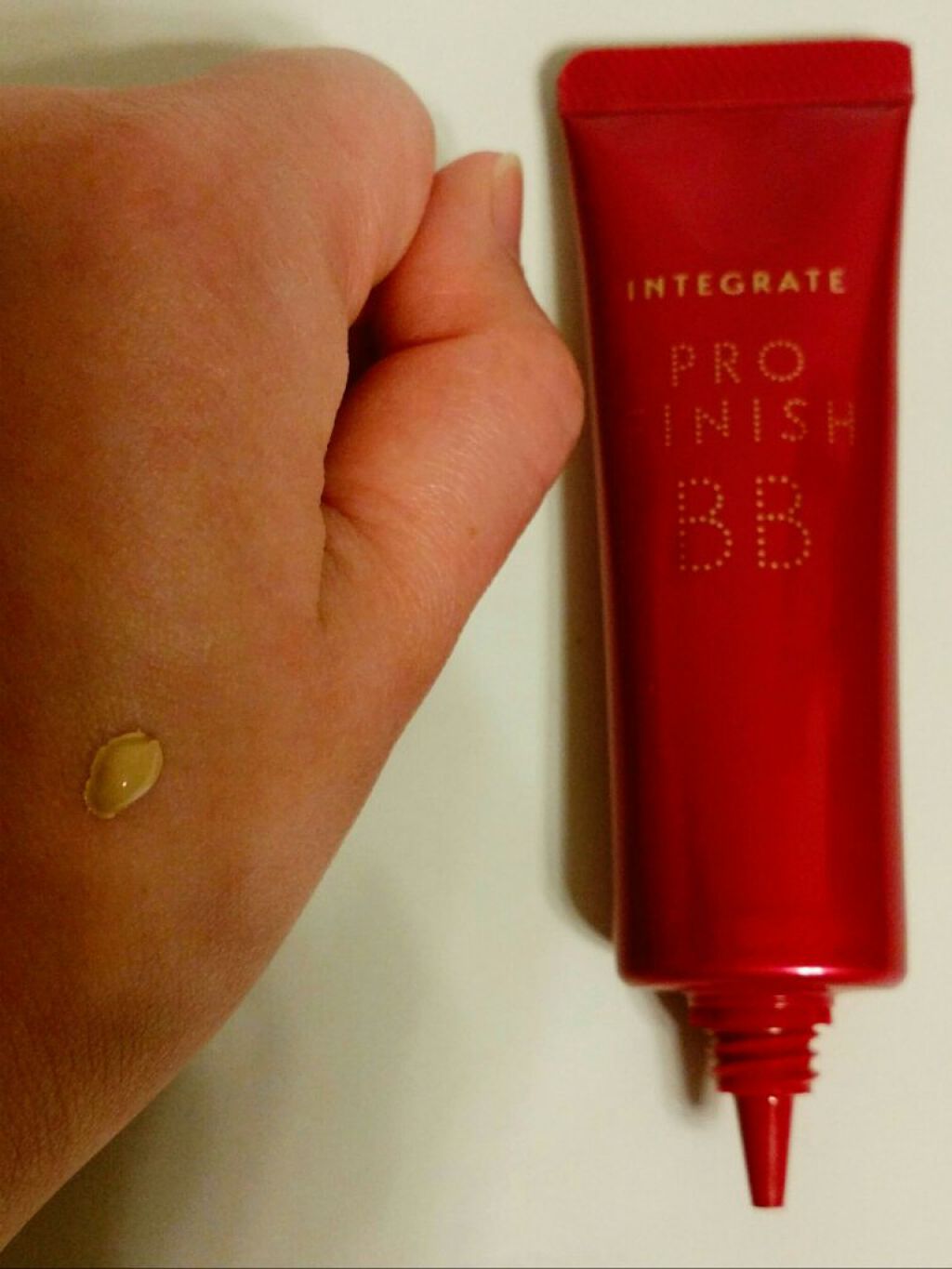 プロフィニッシュ BB/インテグレート/BBクリームを使ったクチコミ（2枚目）