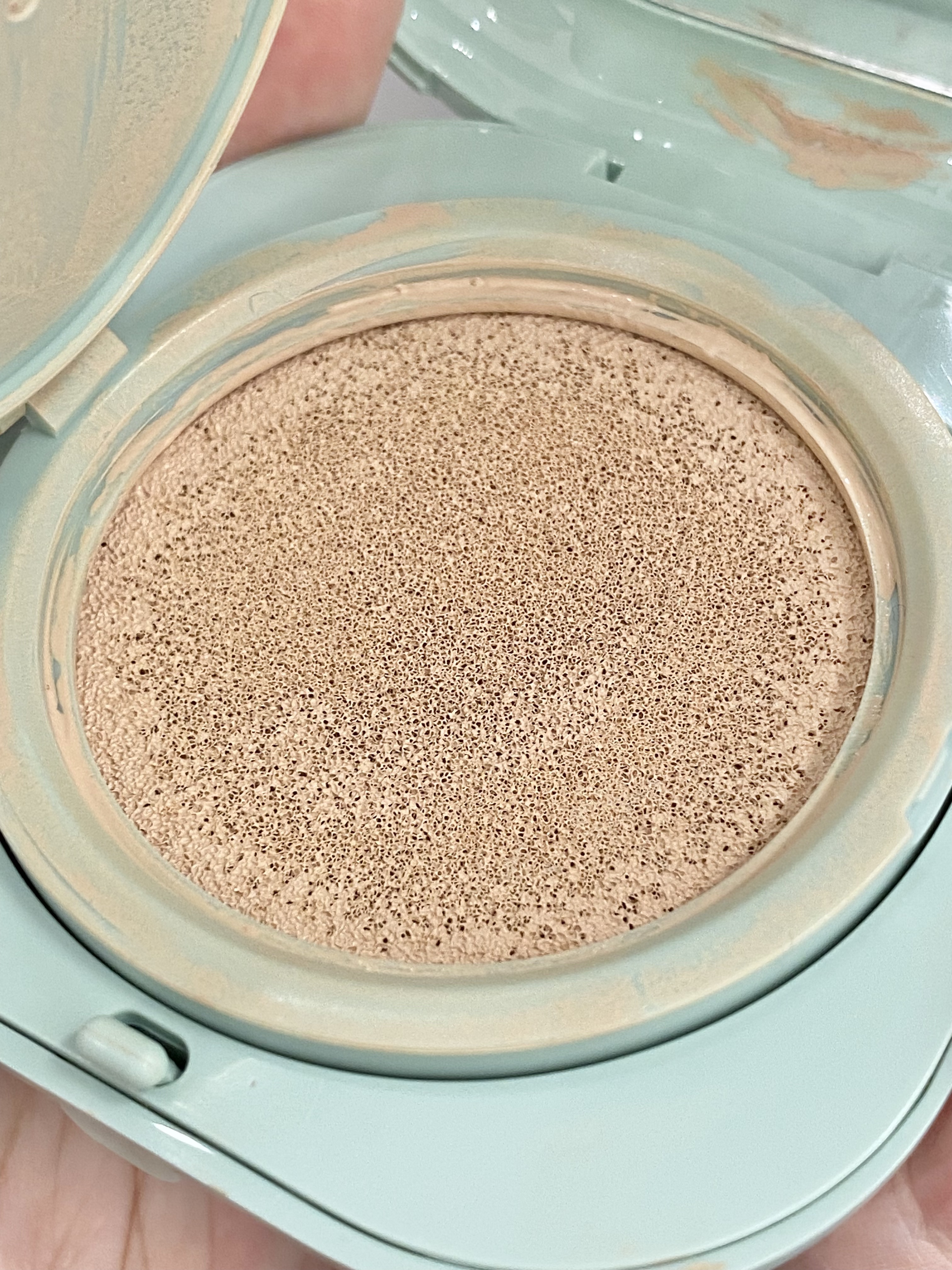 ネオクッション マット/LANEIGE/クッションファンデーションを使ったクチコミ（2枚目）