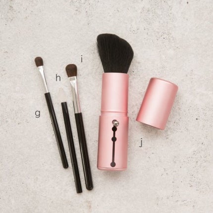 スライドパウダーブラシ(先斜タイプ)/貝印/メイクブラシを使ったクチコミ(1枚目)