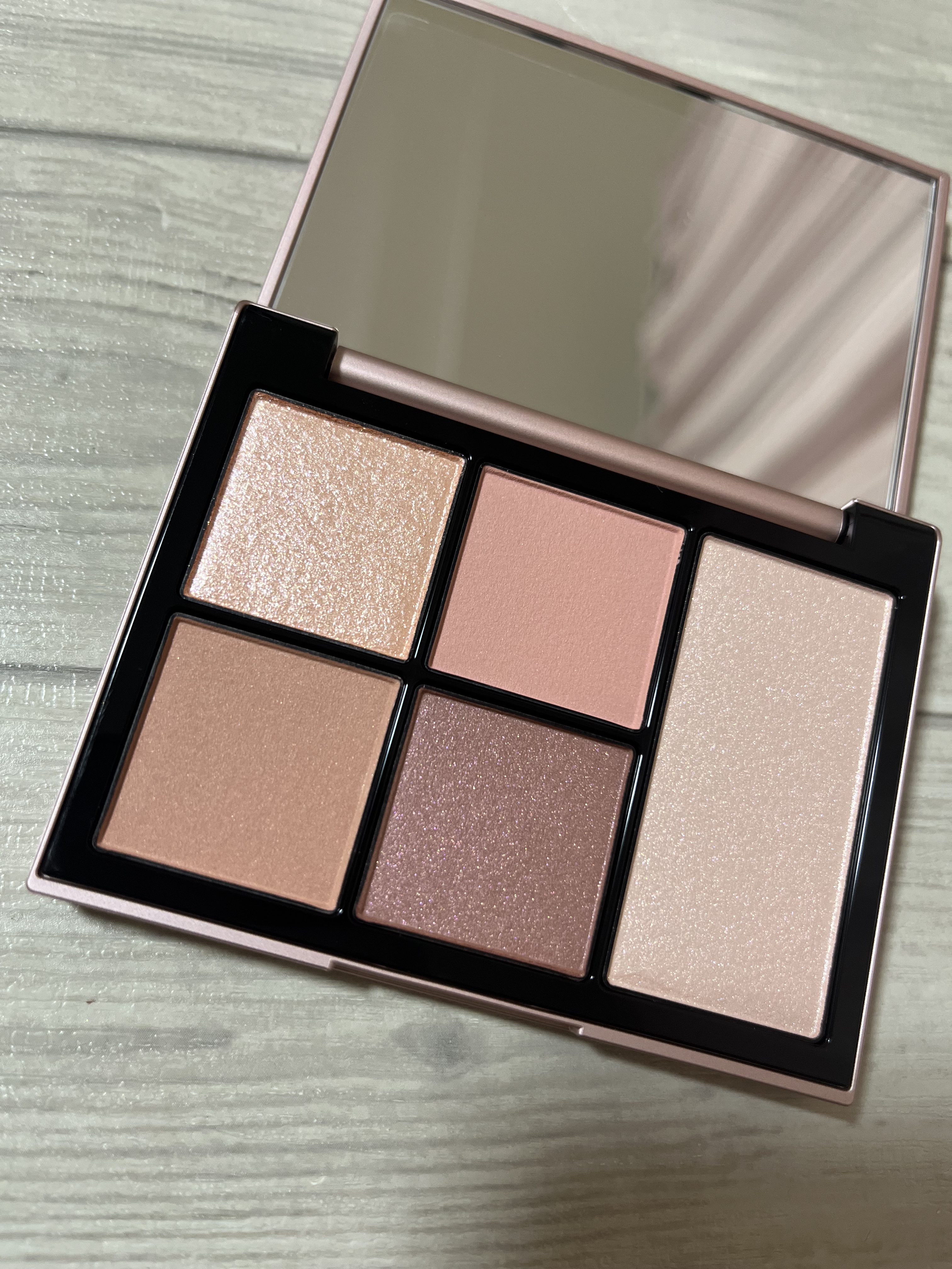 フェイス スタイリスト EX13 Spread Love/SNIDEL BEAUTY/アイシャドウパレットを使ったクチコミ（1枚目）