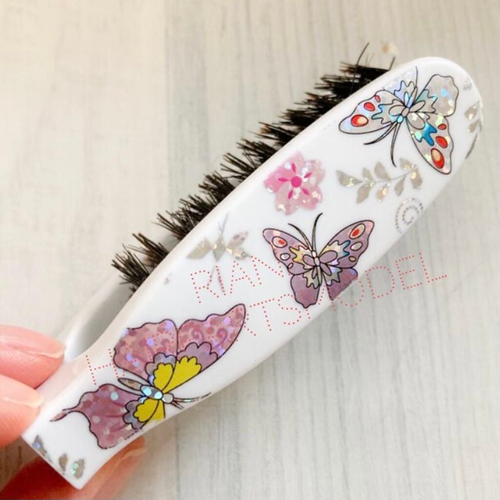 つげ櫛(ケース入り)/十三や(京都)/ヘアコームを使ったクチコミ(2枚目)