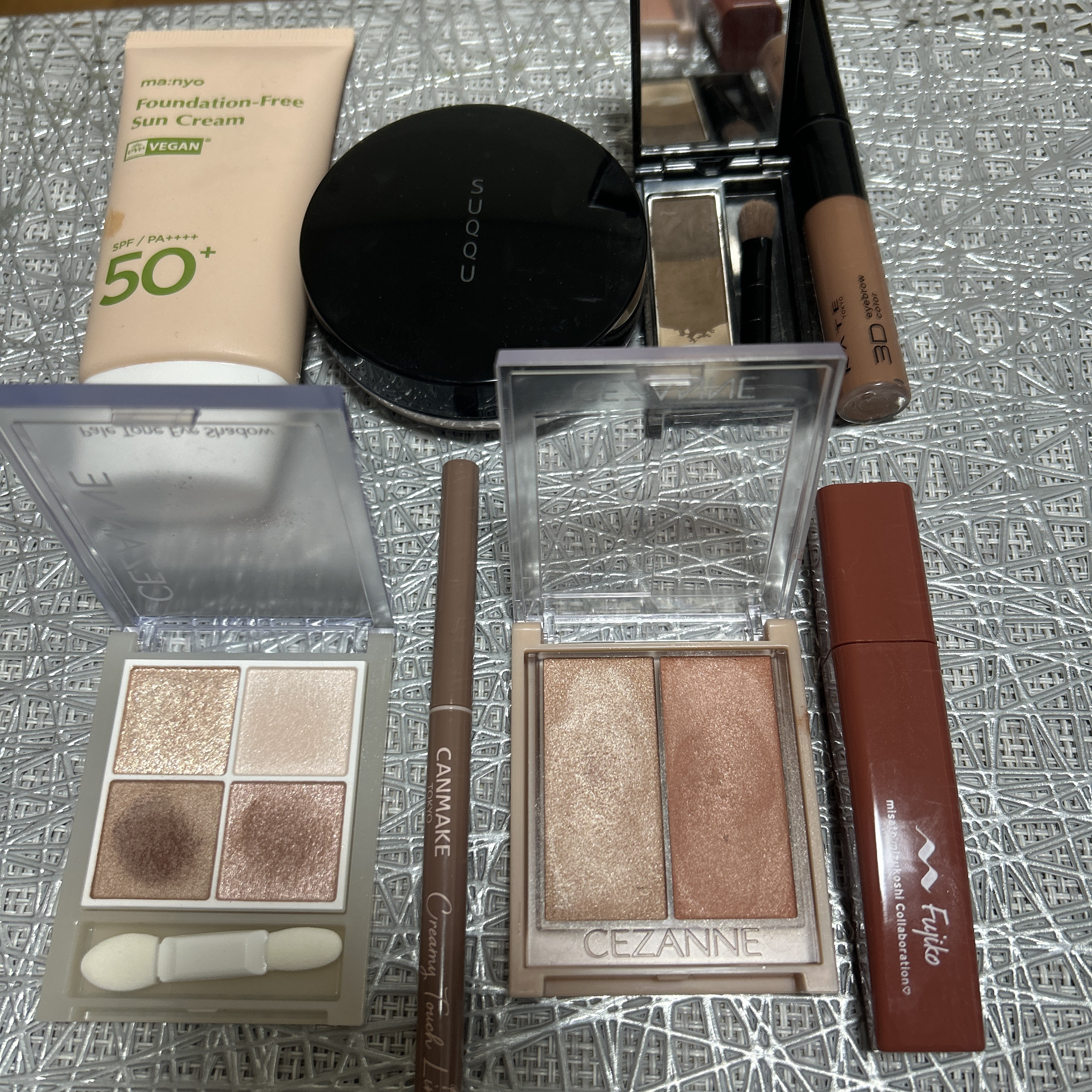 フェイスグロウカラー/CEZANNE/クリームハイライトを使ったクチコミ（2枚目）