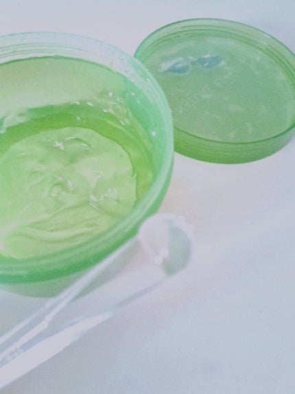 マイルド&モイスチャーアロエジェル/ネイチャーリパブリック/ボディローションを使ったクチコミ(2枚目)