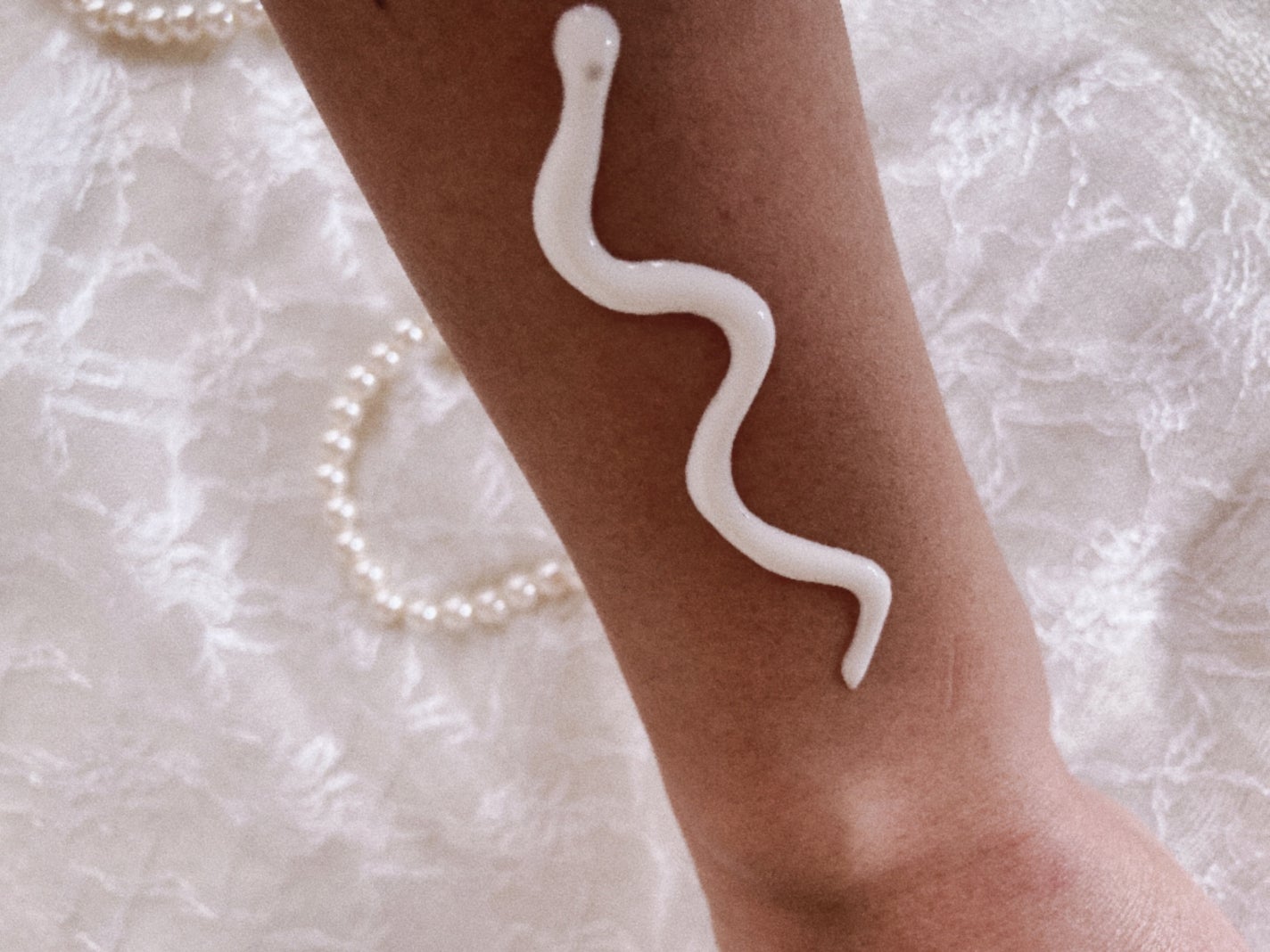 min on LIPS 「スキンアクアスーパーモイスチャージェルcロート製薬株式会社まだ..」(3枚目)