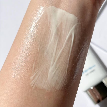 ダルバ ウォータフル エッセンス サンクリーム/ダルバ/日焼け止めクリームを使ったクチコミ(4枚目)