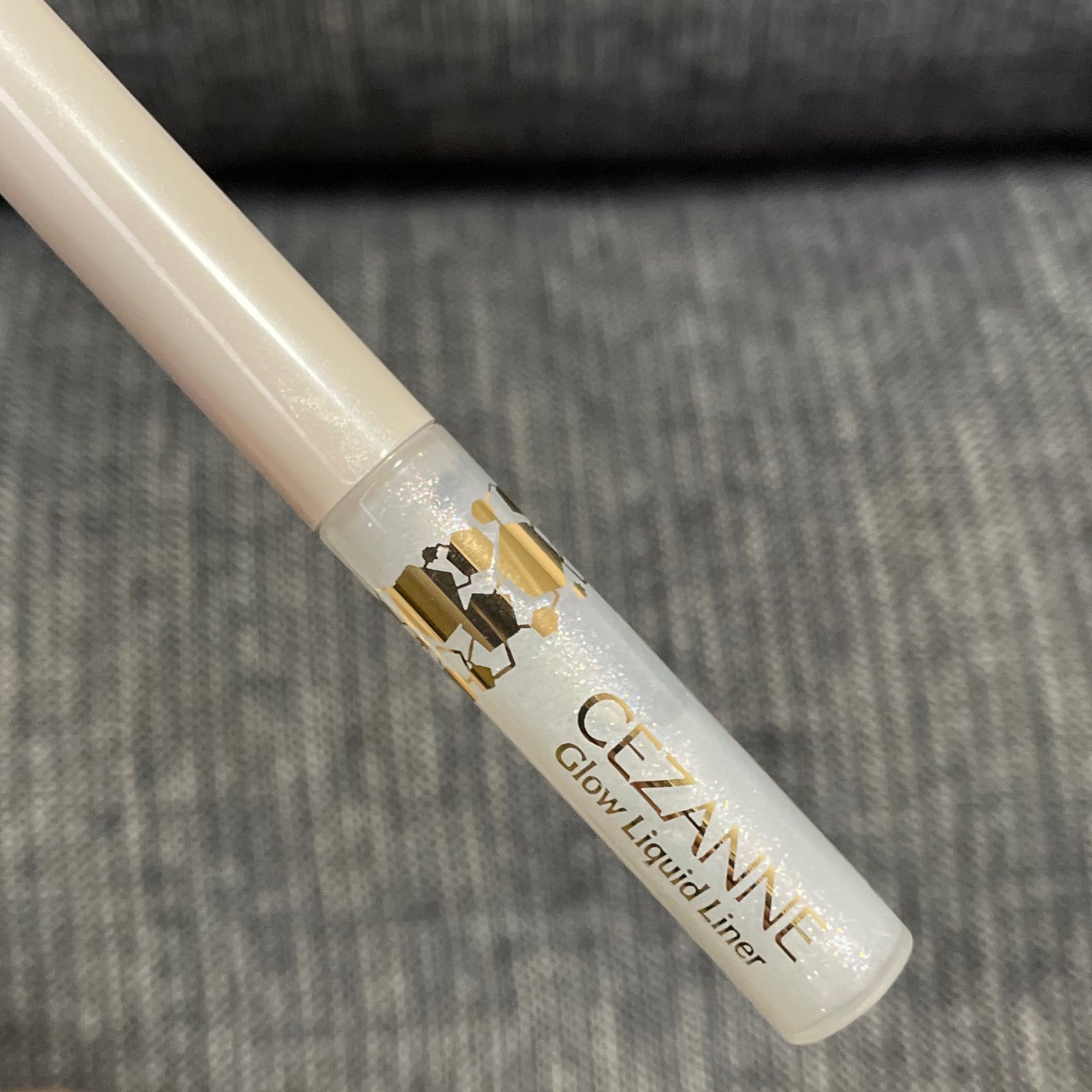 グロウリキッドライナー/CEZANNE/リキッドアイライナーを使ったクチコミ(1枚目)