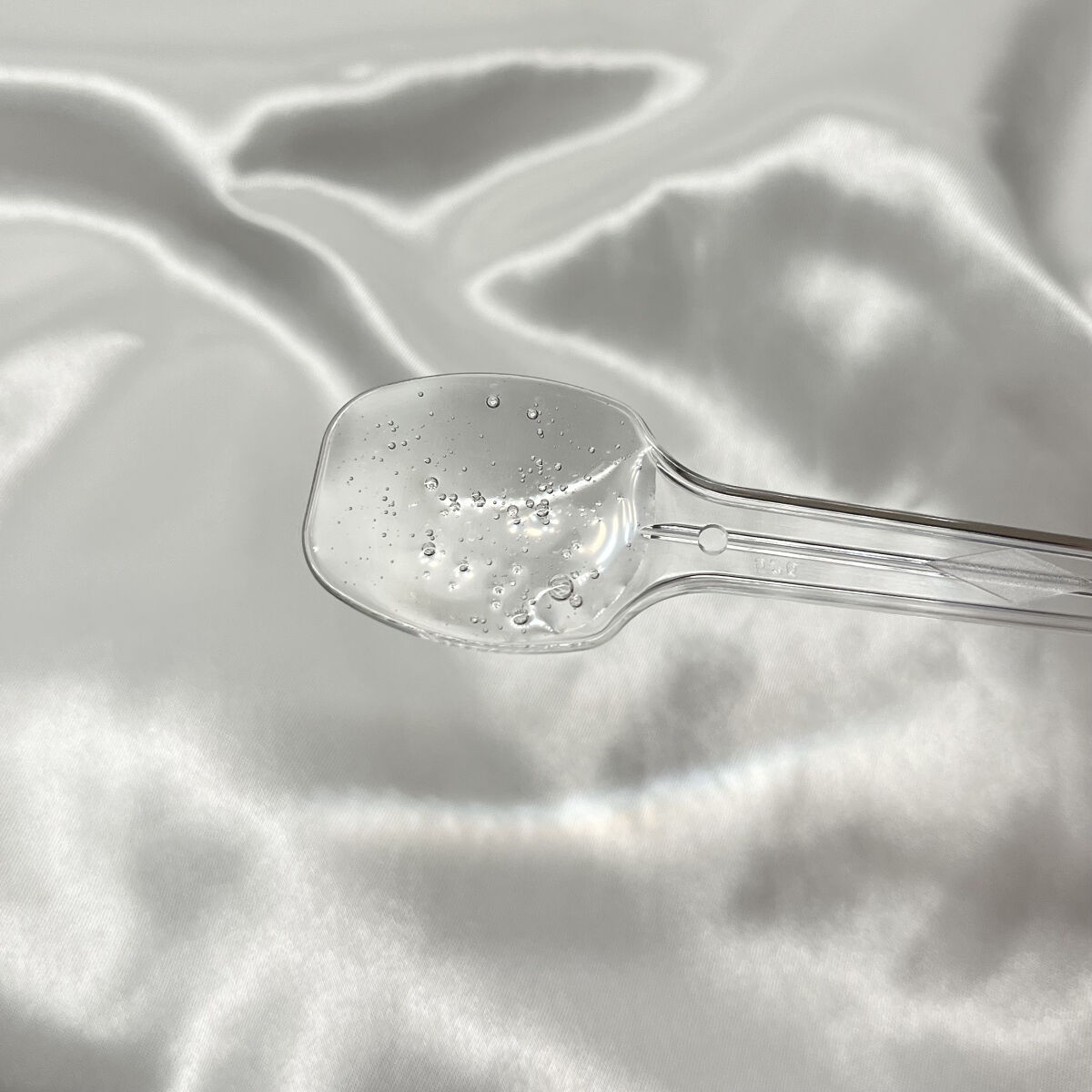 カームナイトリペアシャンプー／トリートメント/YOLU/市販シャンプーを使ったクチコミ（2枚目）