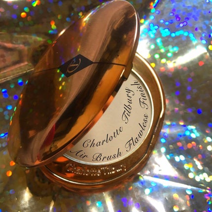 エアブラシフローレスフィニッシュ/Charlotte Tilbury/プレストパウダーを使ったクチコミ(1枚目)