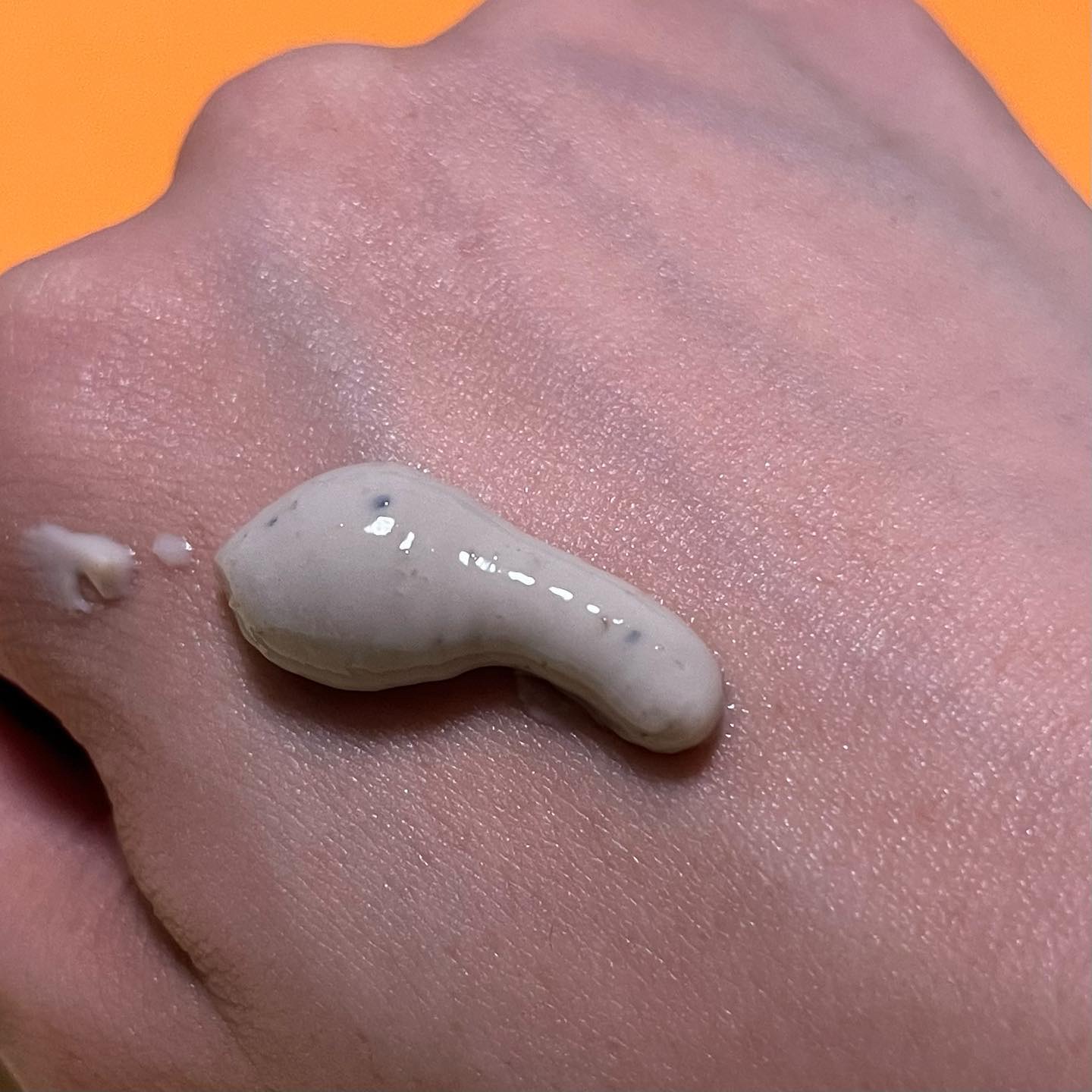 グロービタ フェイシャルスクラブ オレンジ＆ネロリ/AROMATICA/スクラブ・ゴマージュを使ったクチコミ（3枚目）