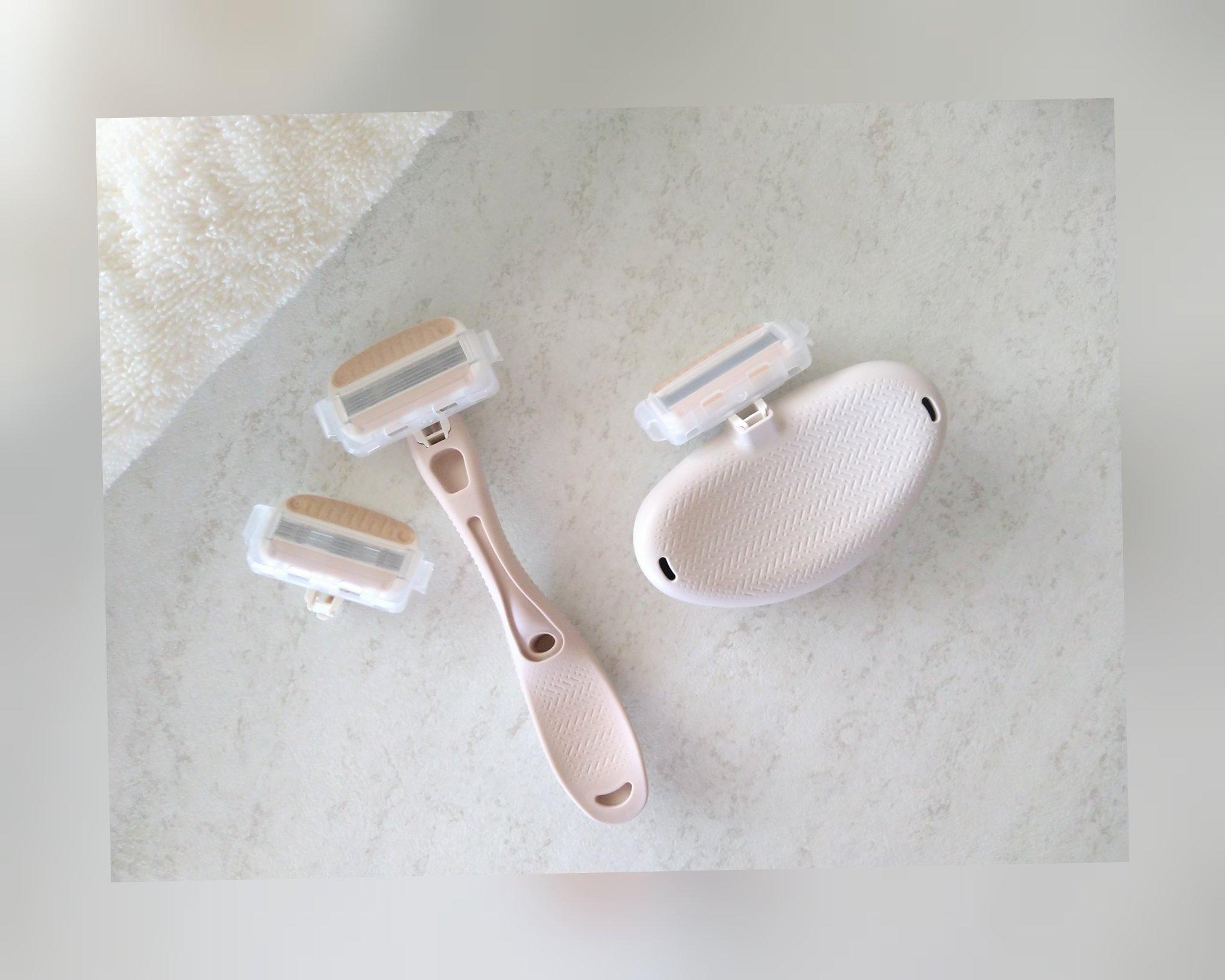 miness ボディ用カミソリ 替刃2個付/貝印/シェーバーを使ったクチコミ（2枚目）