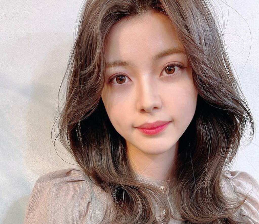 韓国アイドル風の眉毛メイク方法 最新版 描き方 整え方レッスン Lips