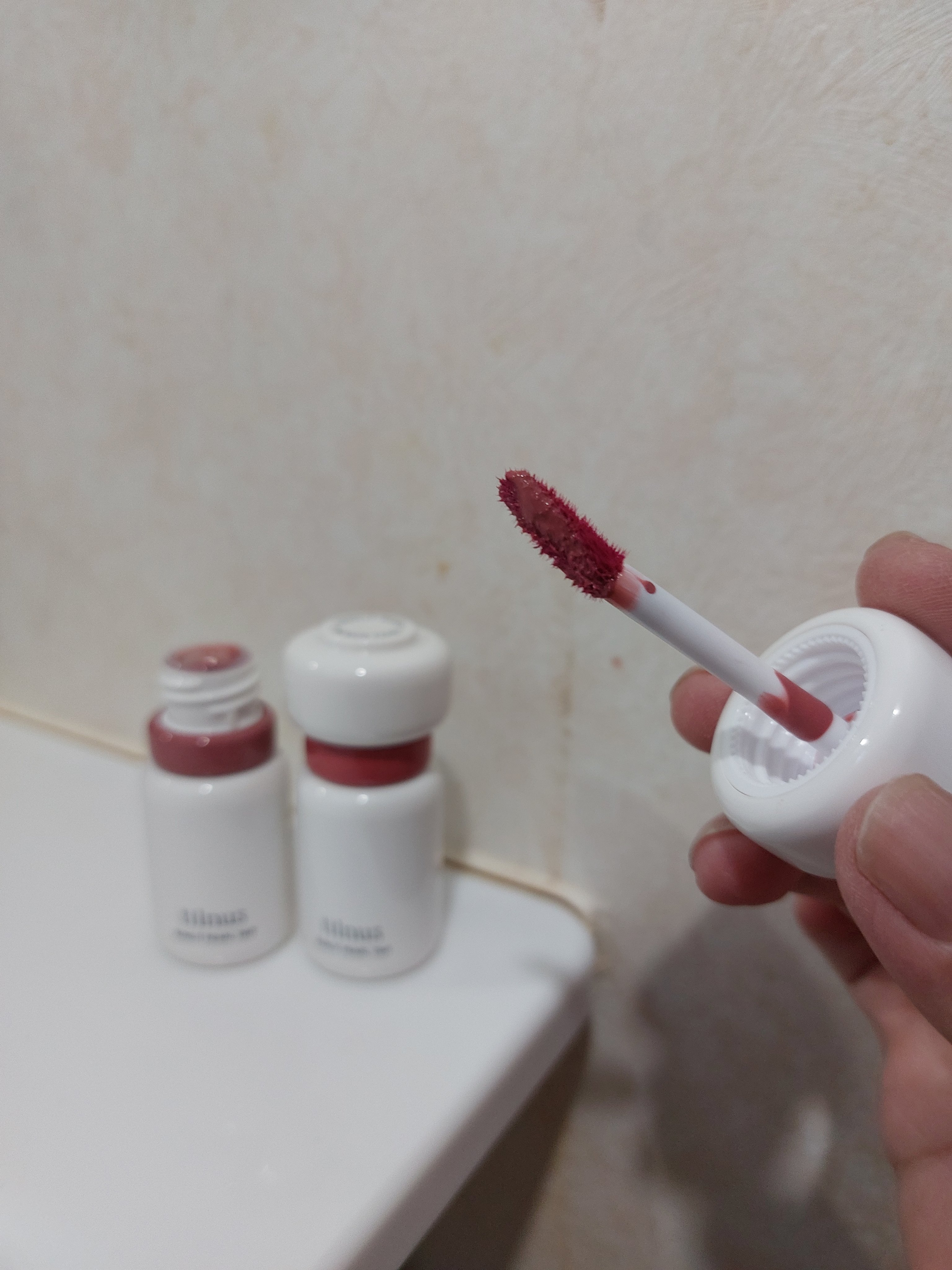 ティルナス サンリットパール ティント/tilnus/リップティントを使ったクチコミ（3枚目）