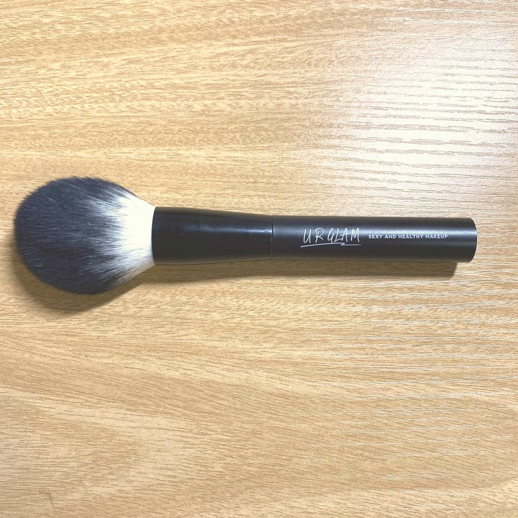 UR GLAM POWDER BRUSH/U R GLAM/メイクブラシを使ったクチコミ(1枚目)