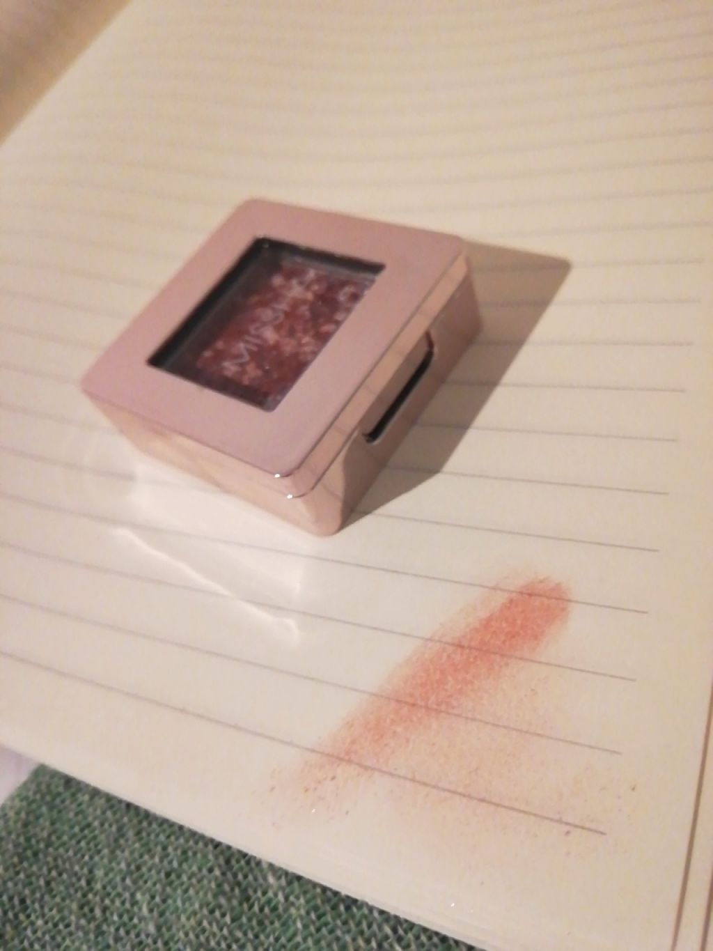 グリッタープリズム シャドウ/MISSHA/グリッターを使ったクチコミ(2枚目)