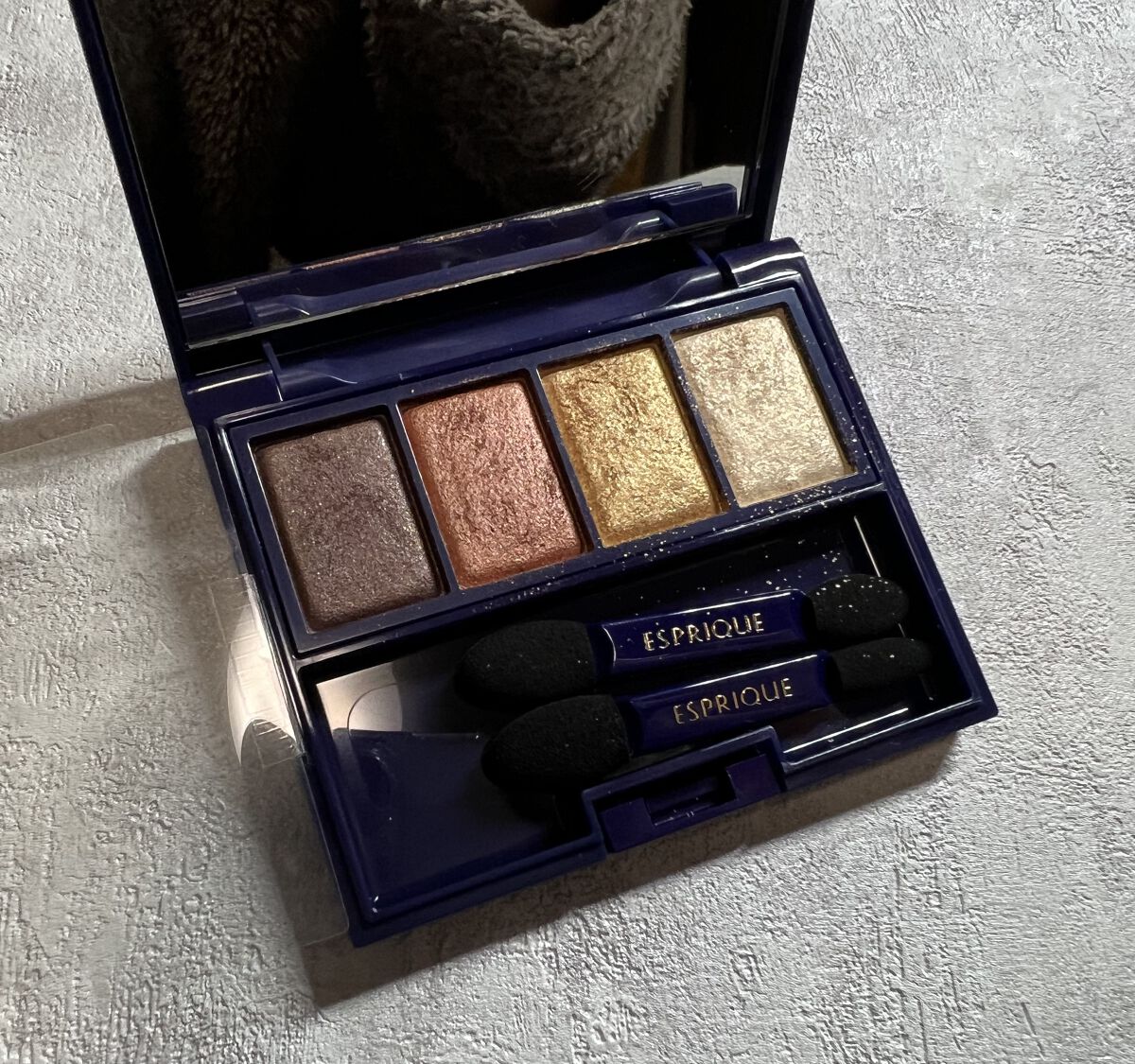 メロウ フィーリング アイズ ムーン エモーション/ESPRIQUE/アイシャドウパレットを使ったクチコミ（2枚目）