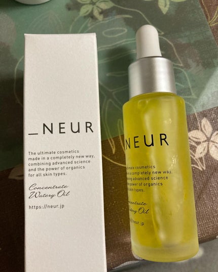 にゃんこ on LIPS 「_NEURアンダーノイルタイムレスジェリーセラム試してみました..」(5枚目)