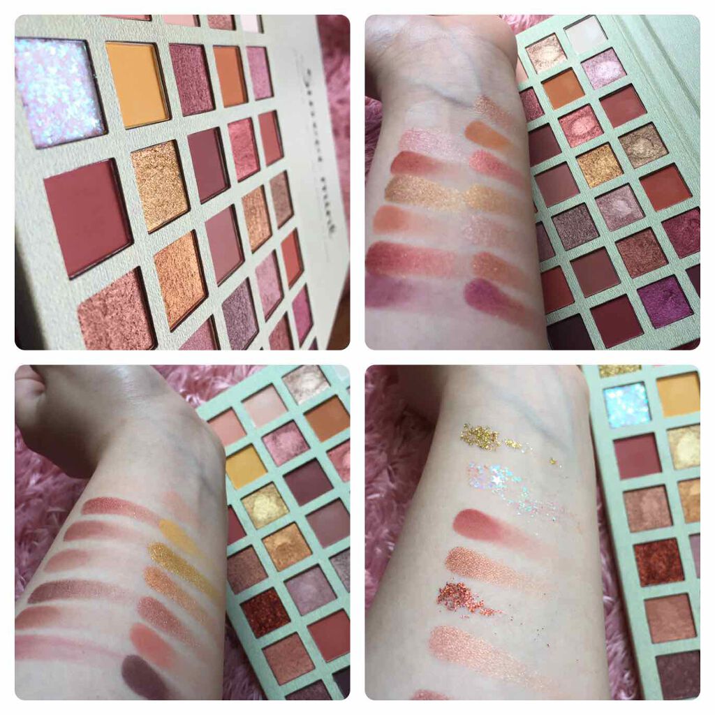 ぴっぴっぴ on LIPS 「先日Qoo10で購入したアイシャドウパレットです黒い小さい方は..」(3枚目)