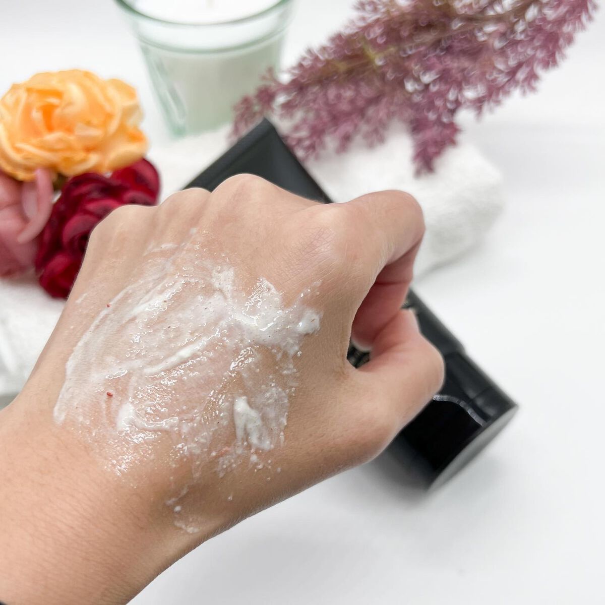 りぴ☆Webライター on LIPS 「こんばんわ🌙*゚今日は先行でいただいた、NNEneedlebo..」(2枚目)