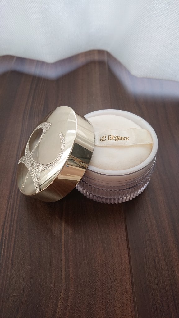 フェザー ヴェール/Elégance/ルースパウダーを使ったクチコミ(2枚目)