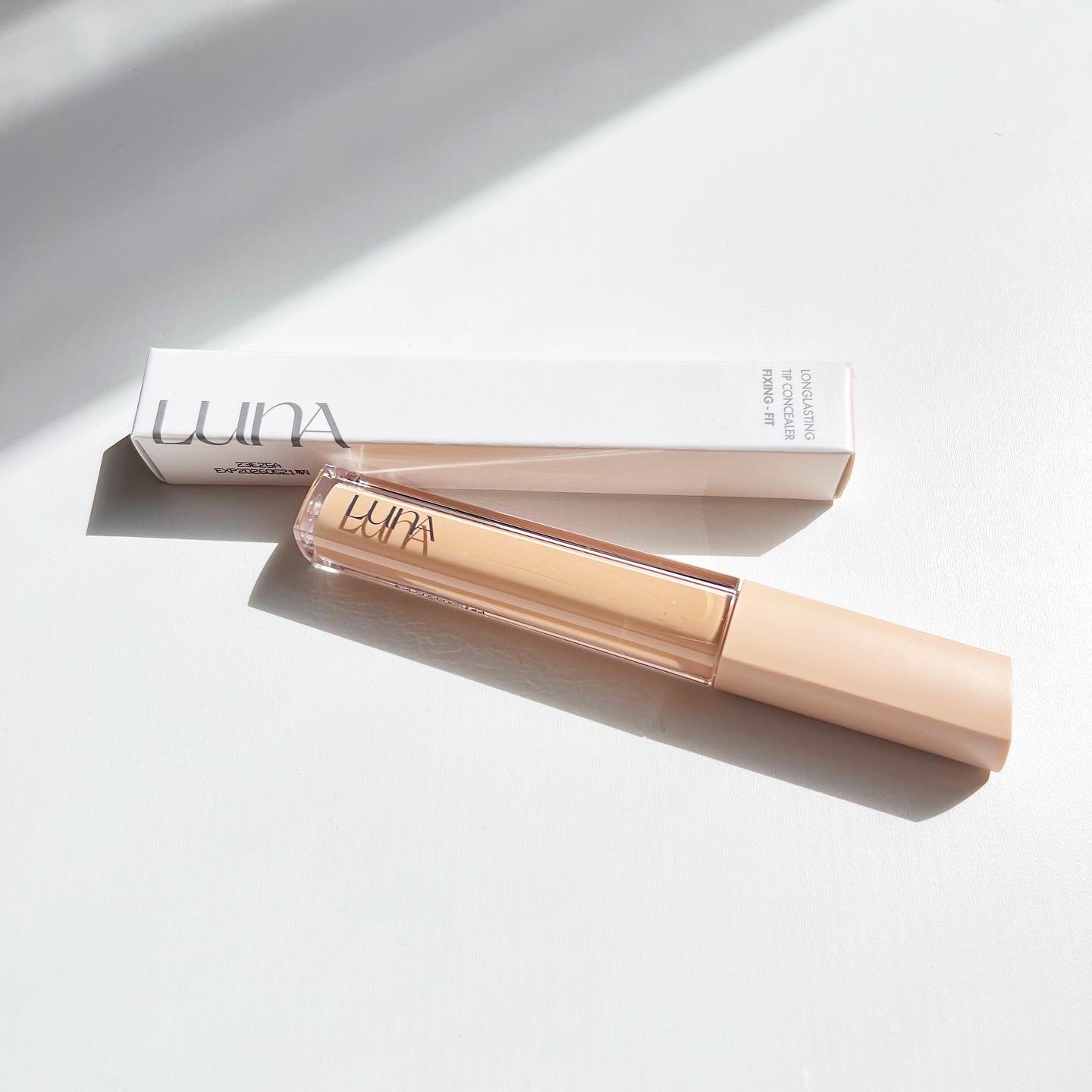 ロングラスティングチップコンシーラーフィックシングフィット/LUNA/リキッドコンシーラーを使ったクチコミ（1枚目）