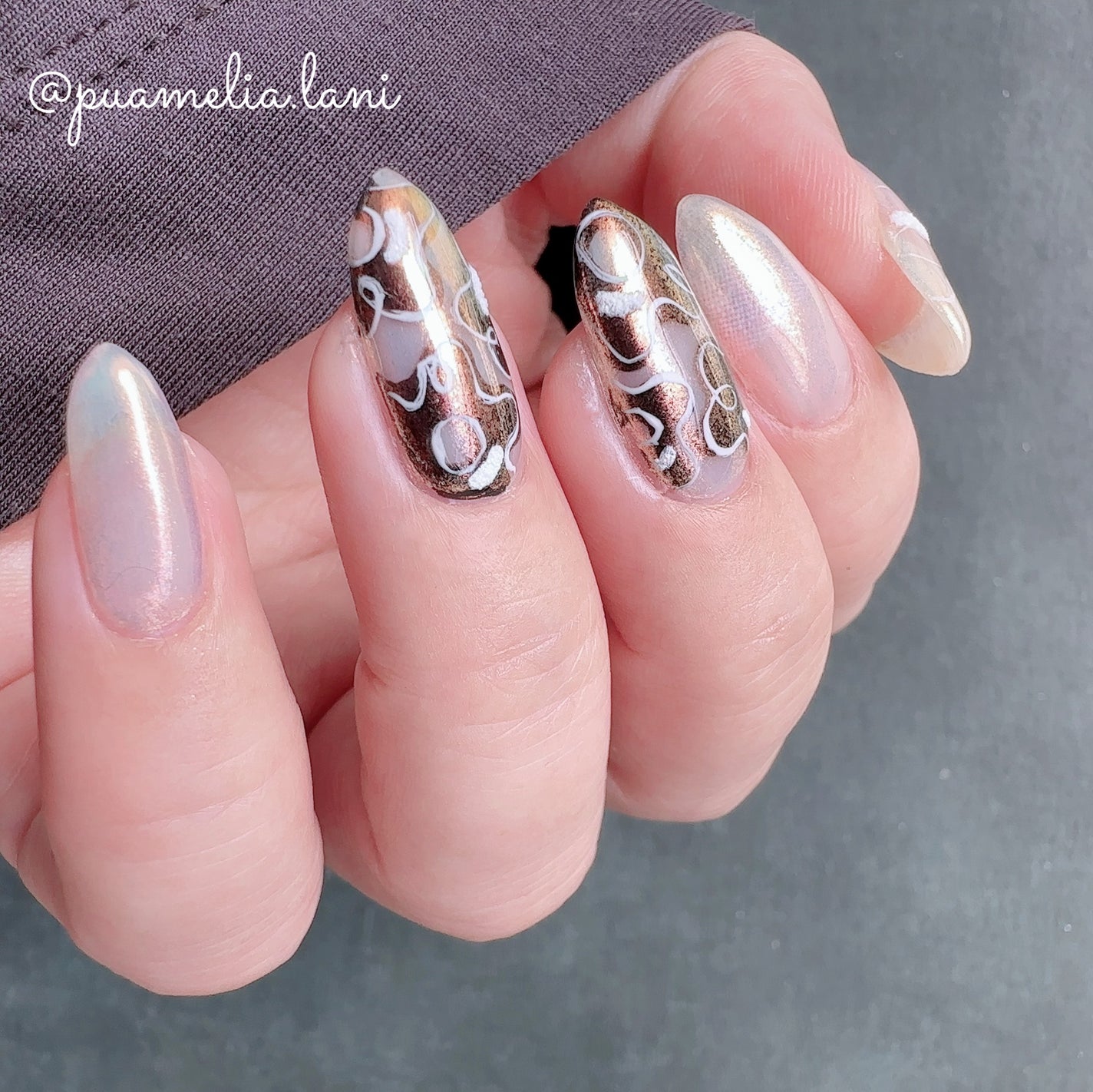 液体タイプミラーパウダー/ANNUUM/ネイルシールを使ったクチコミ(8枚目)