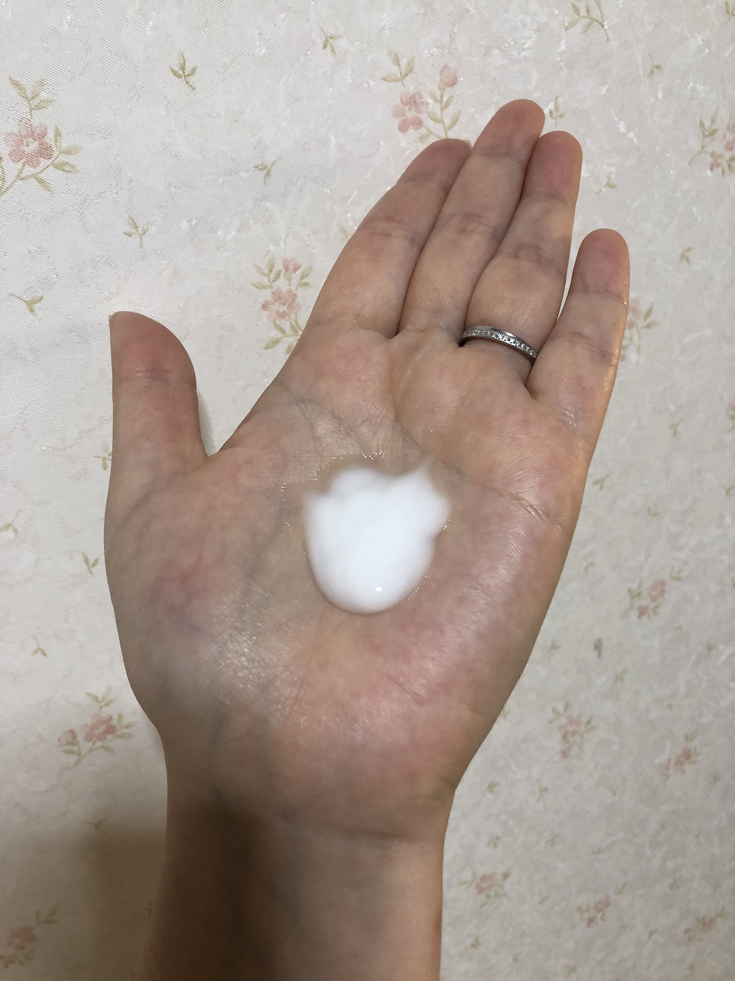 ミノン アミノモイスト モイストミルキィ クレンジング/ミノン/ミルククレンジングを使ったクチコミ（2枚目）