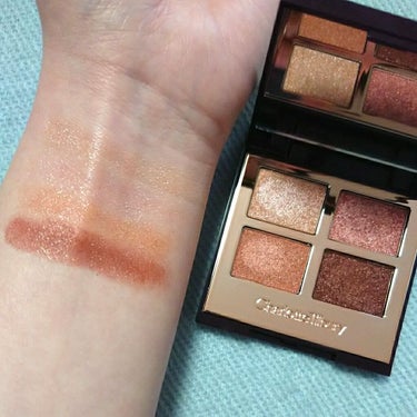 Charlotte Tilbury Luxury palette of popsのクチコミ「購入品レビュー
───────────
#シャーロットティルブリー #ピロートーク #ラグジュ.....」（2枚目）