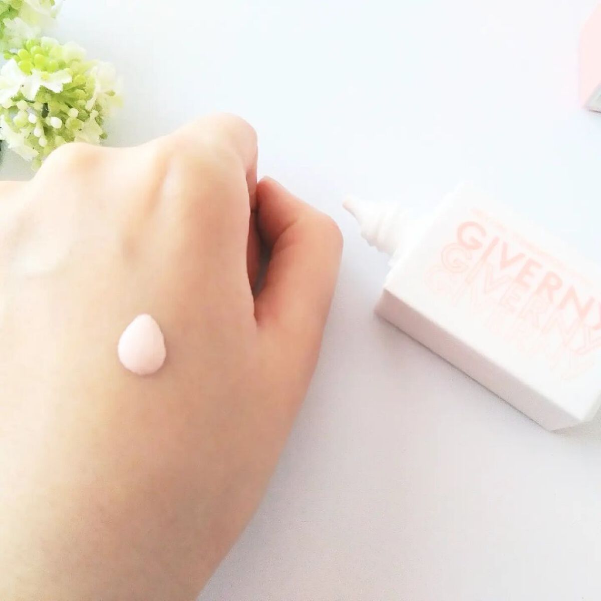 密着トーンデーション/GIVERNY/化粧下地を使ったクチコミ（2枚目）