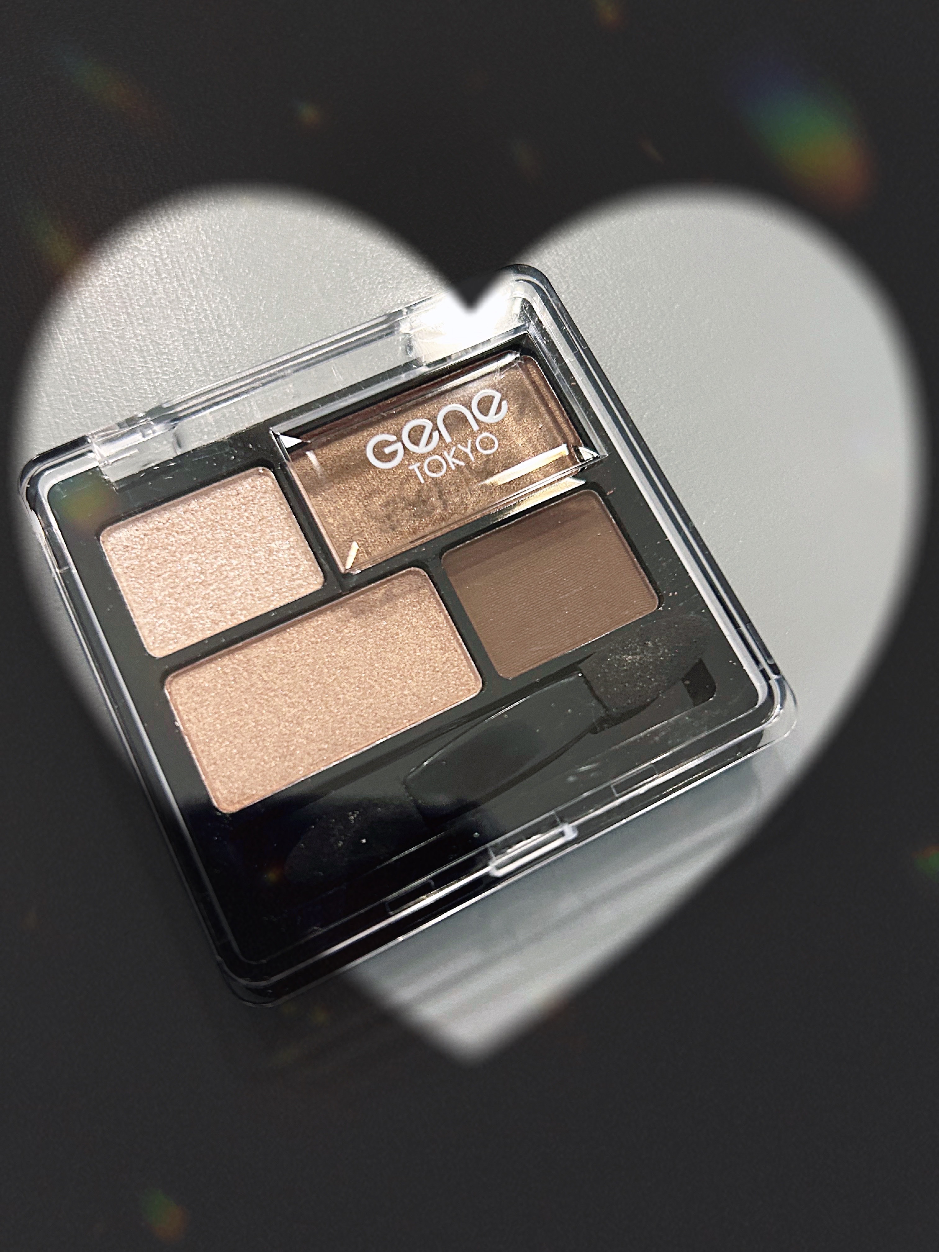 リラクシーアイシャドウ 01/GENE TOKYO/アイシャドウパレットを使ったクチコミ（1枚目）
