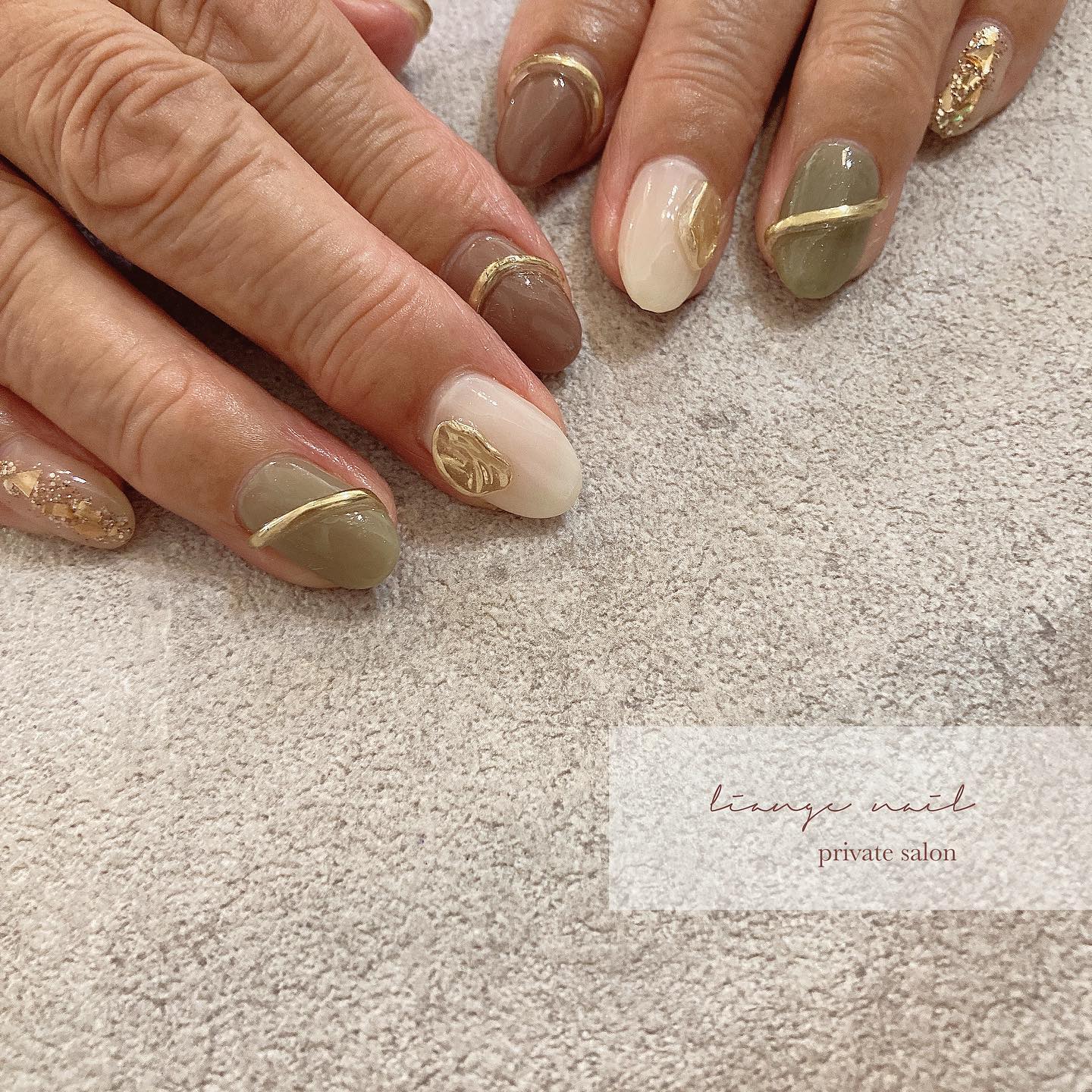 #リアンジェネイル,#柏ネイル,#ネイル,#ニュアンスネイル,#大人ニュアンスネイル,#秋ネイル,#冬ネイル,#ミラーネイル,#リングネイル,#ホログラムネイルのネイルデザイン