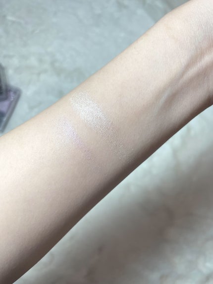 パールグロウニュアンサー/CEZANNE/パウダーハイライトを使ったクチコミ(3枚目)