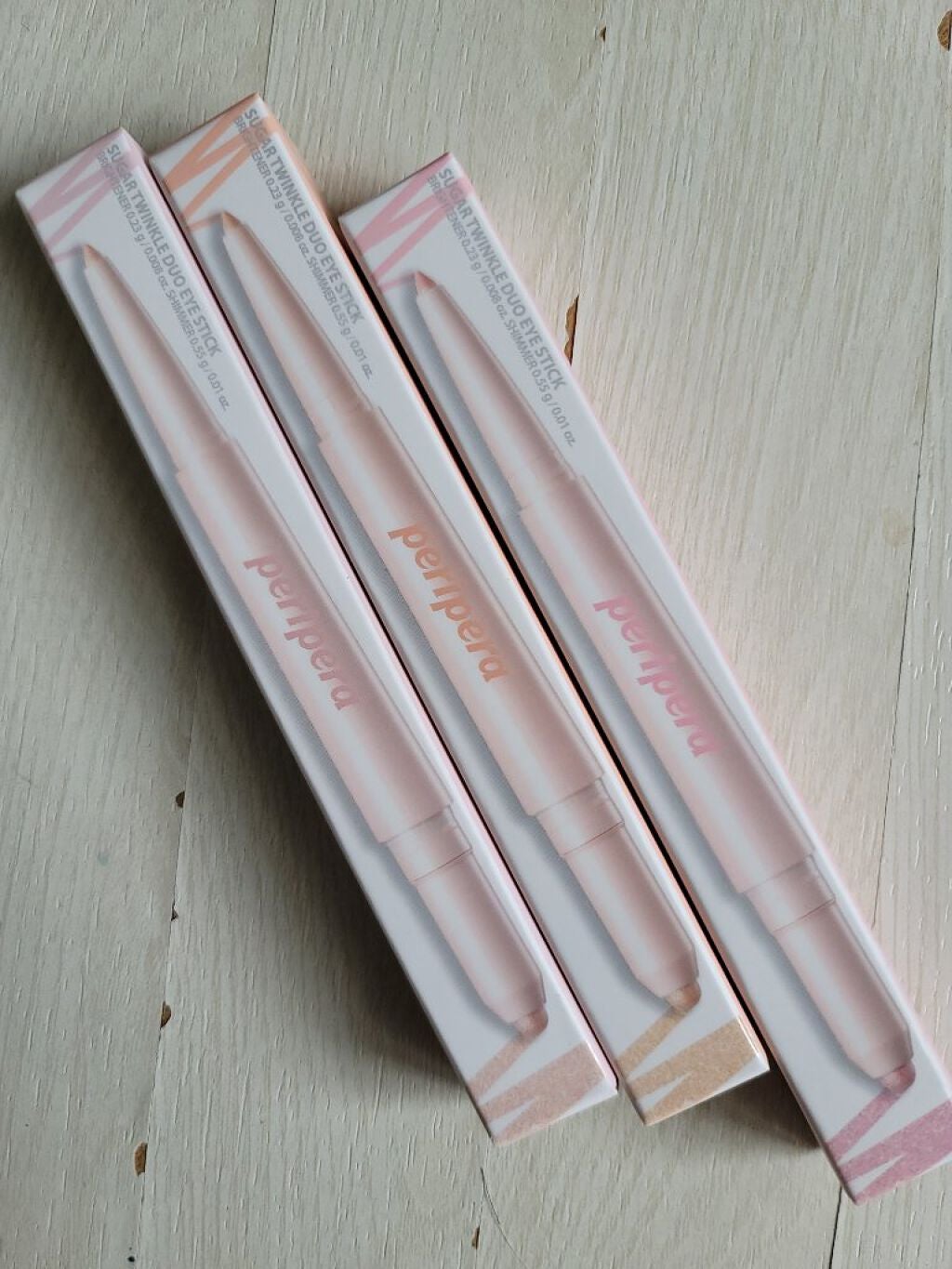 シュガー トゥインクル デュオ アイ スティック/PERIPERA/スティックアイシャドウを使ったクチコミ(1枚目)