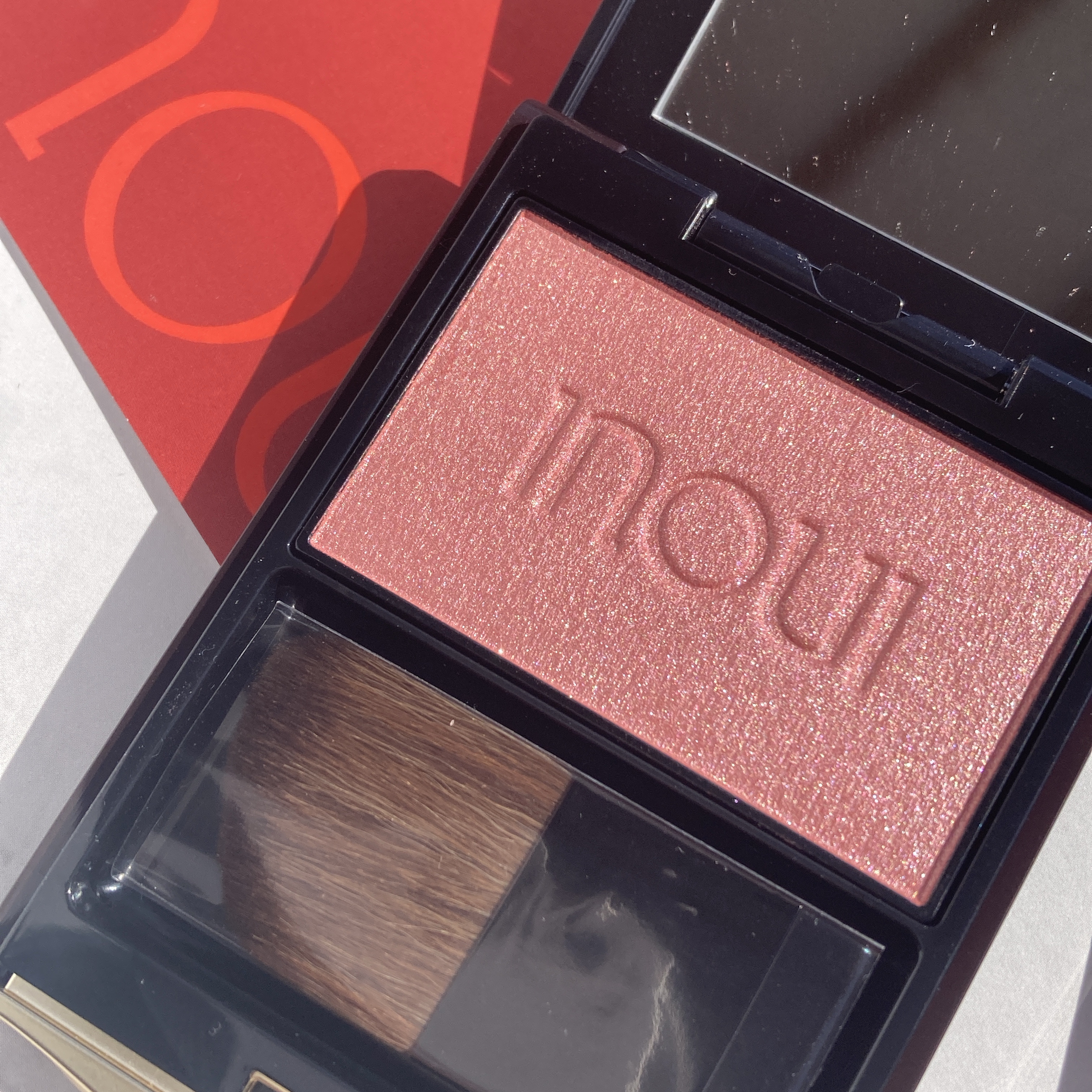 インウイ チーク 02 ナチュラルレッド/INOUI/パウダーチークを使ったクチコミ（2枚目）