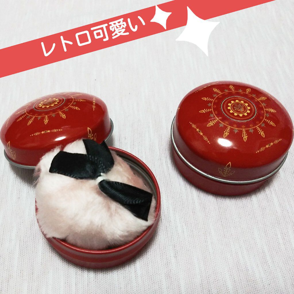 DAISO エルファーポンポンチークBのクチコミ「レトロ可愛い❤️
エルファー ポンポンチーク

【使った商品】
エルファー ポンポンチーク
【.....」（1枚目）