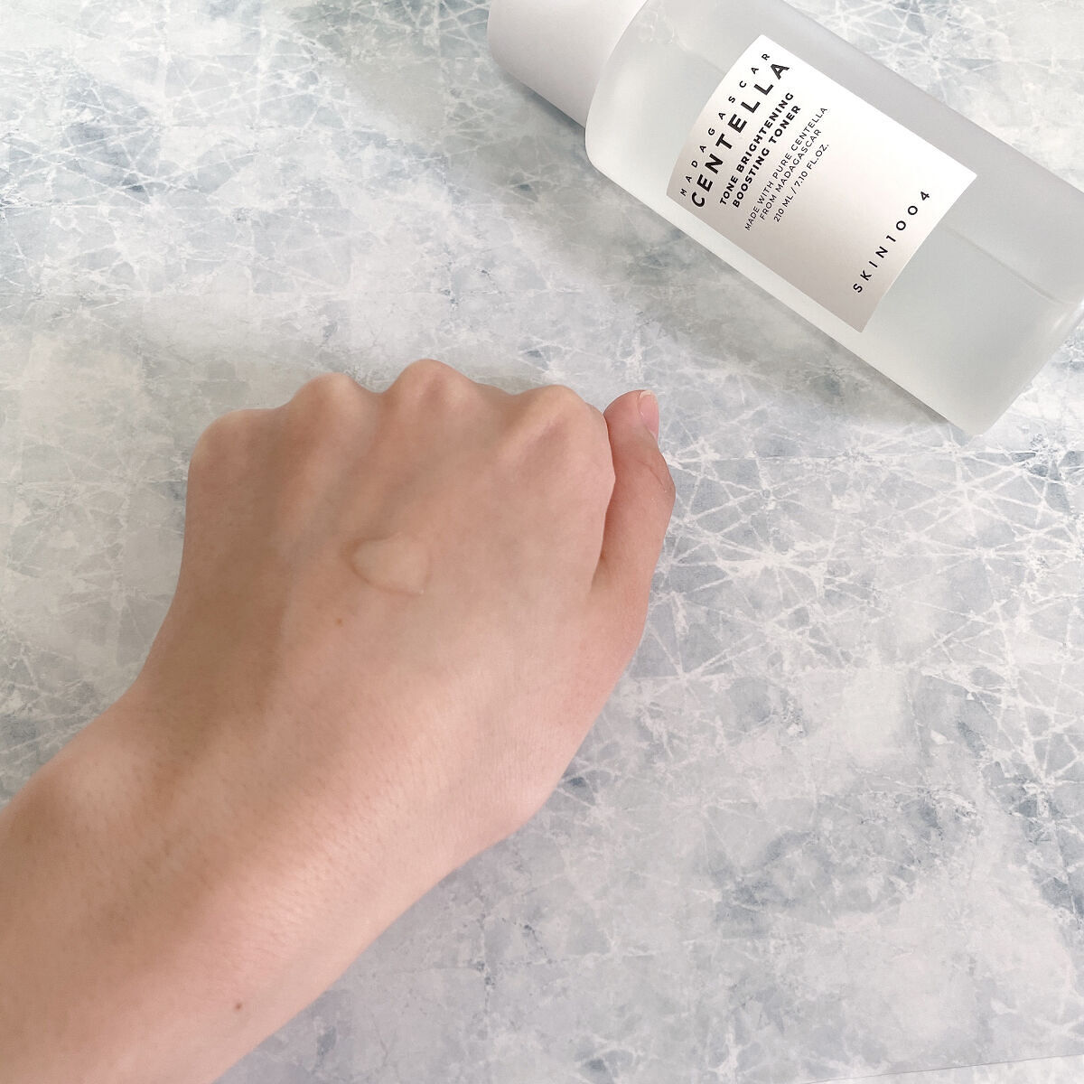 SKIN1004 トーンブライトニング ブースティング トナーのクチコミ「
明るく輝く肌に🌟

✼••┈┈┈┈┈••✼••┈┈┈┈┈••✼

SKIN1004 センテラ.....」（3枚目）