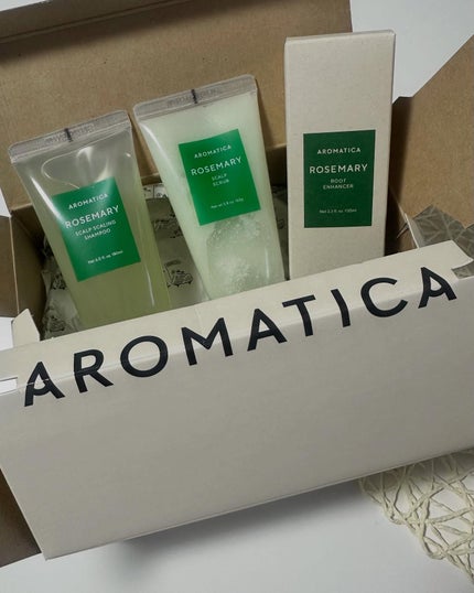ローズマリー スカルプ スクラブ/AROMATICA/ヘッドスクラブを使ったクチコミ(9枚目)