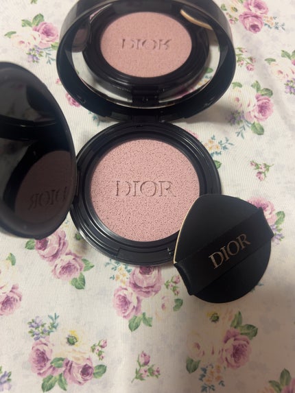 ディオールスキン フォーエヴァー トーンアップ グロウ クッション(リフィル)/Dior/ベースメイクを使ったクチコミ(2枚目)