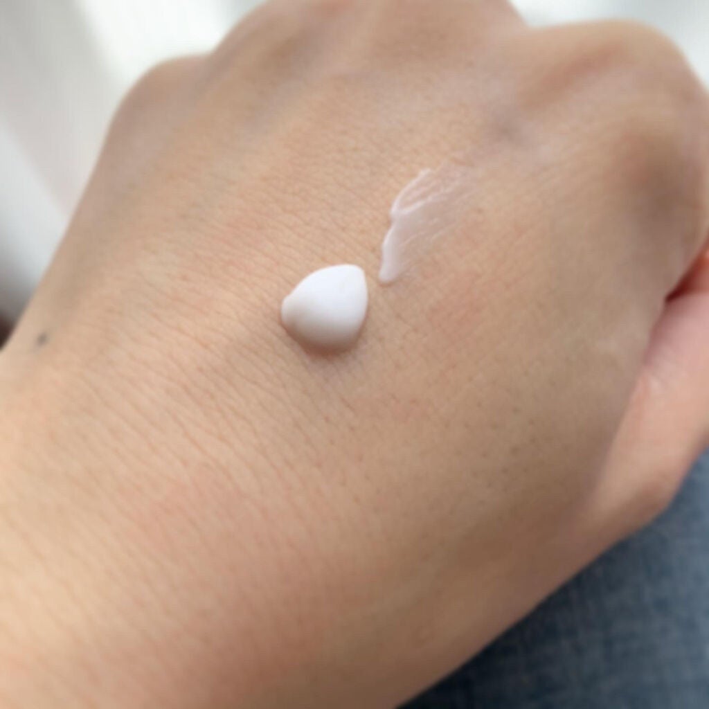 ファイブハーブス リペアリングヘアミルクセラム/L'OCCITANE/ヘアミルクを使ったクチコミ(2枚目)