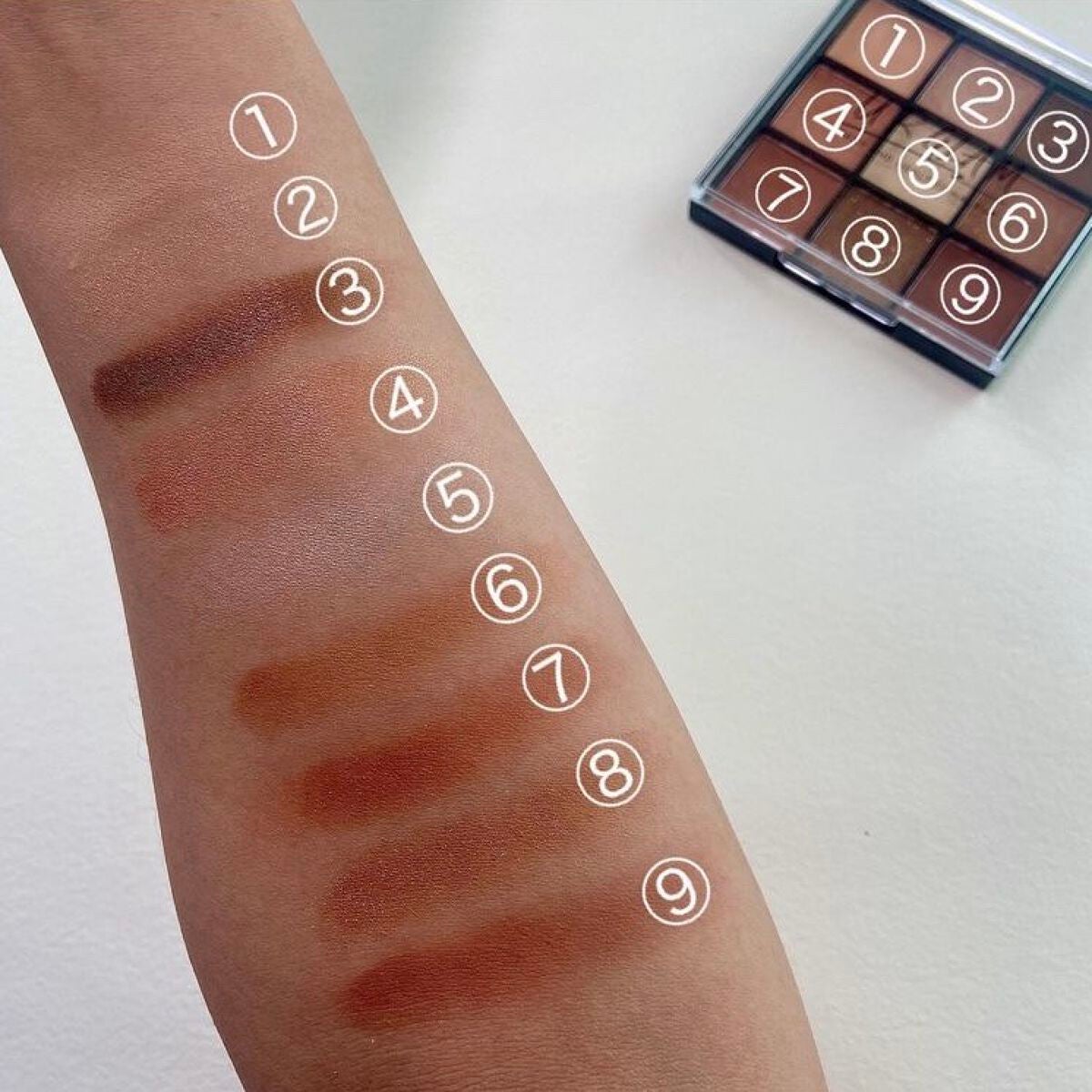 UR GLAM BLOOMING EYE COLOR PALETTE/U R GLAM/アイシャドウパレットを使ったクチコミ(3枚目)