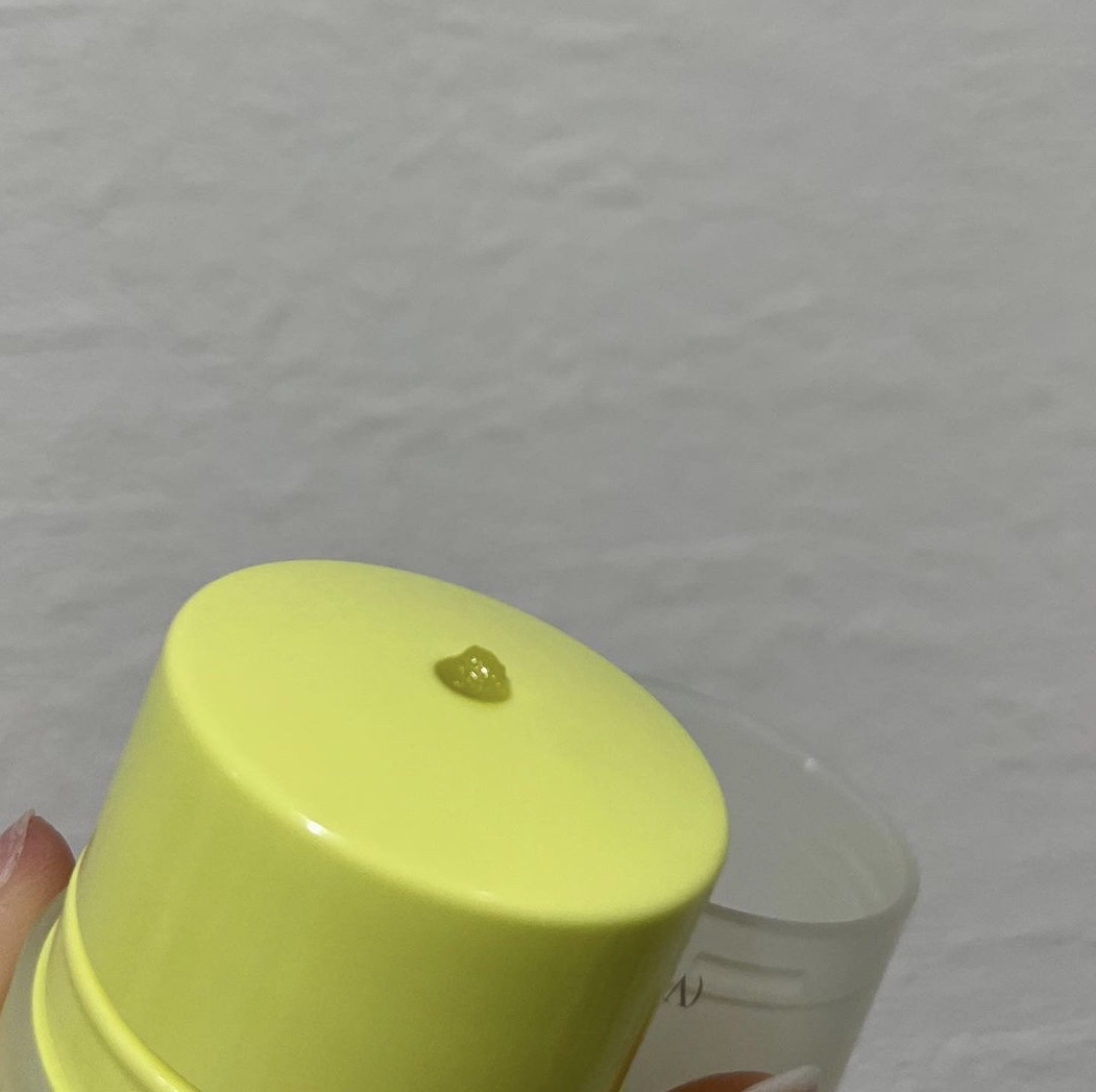 ビターアンプルリップセリン/freshian/リップクリームを使ったクチコミ（2枚目）